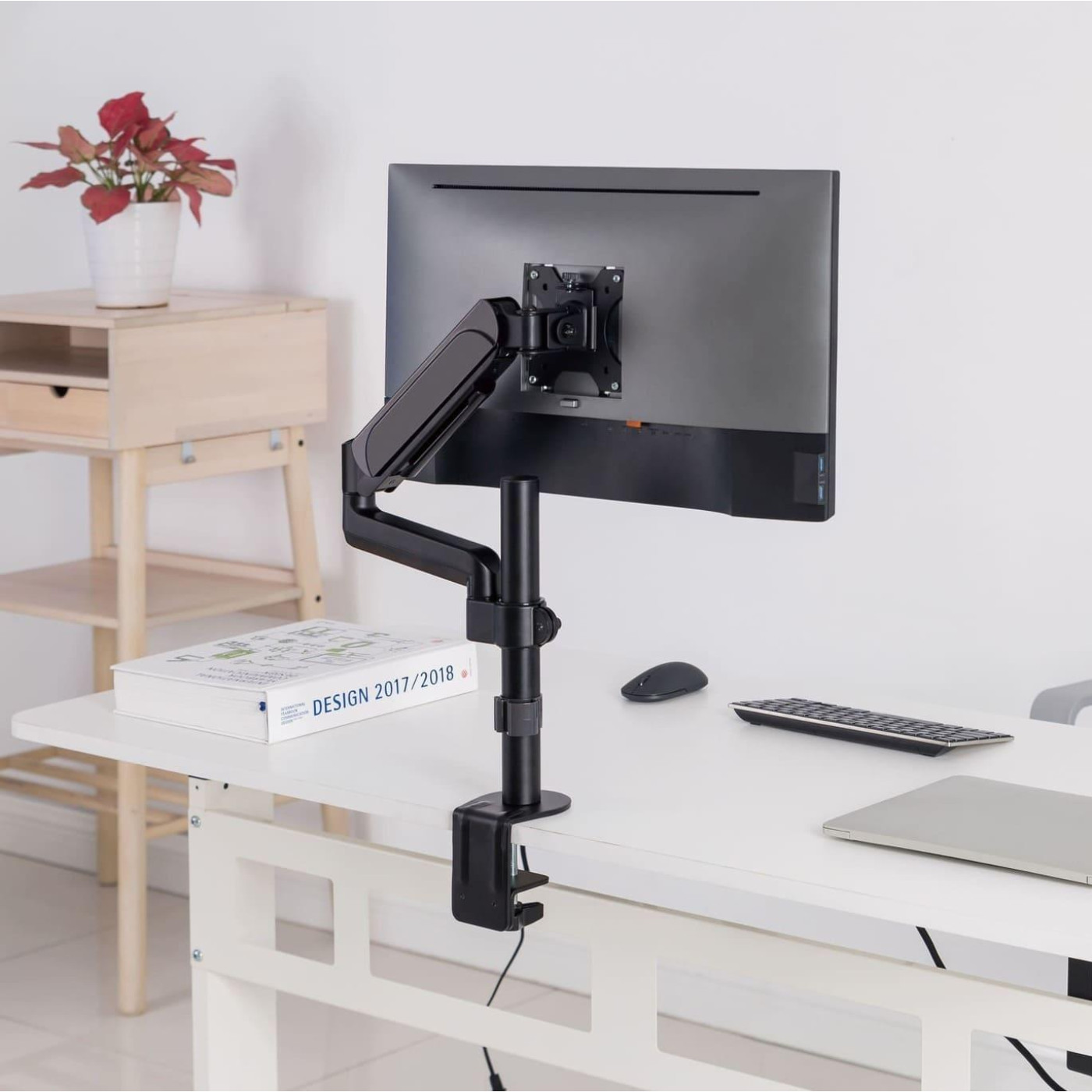 Кронштейн OfficePro MA721B Black MA721B