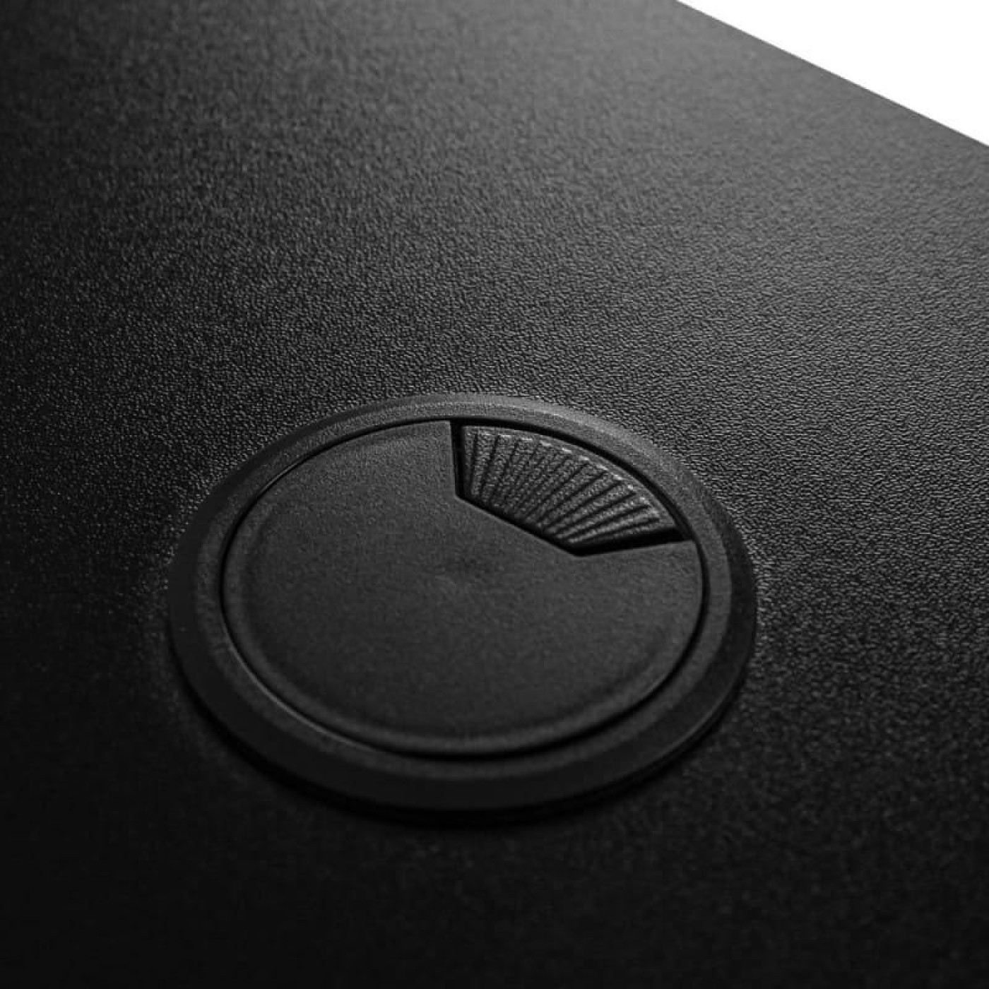 Геймерський стіл HATOR Vast Junior Black (HTD-009)