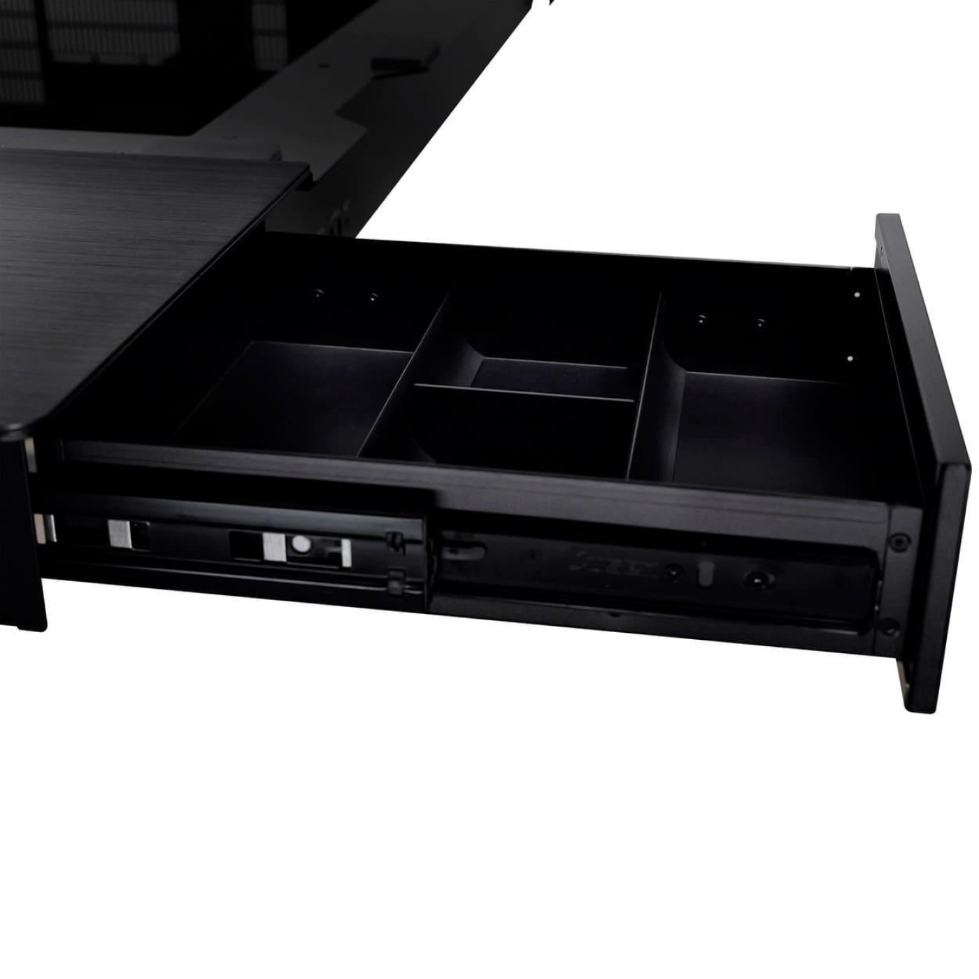 Геймерський стіл Lian Li DK07X Gaming Desk Black (G99.DK07X.10EU)