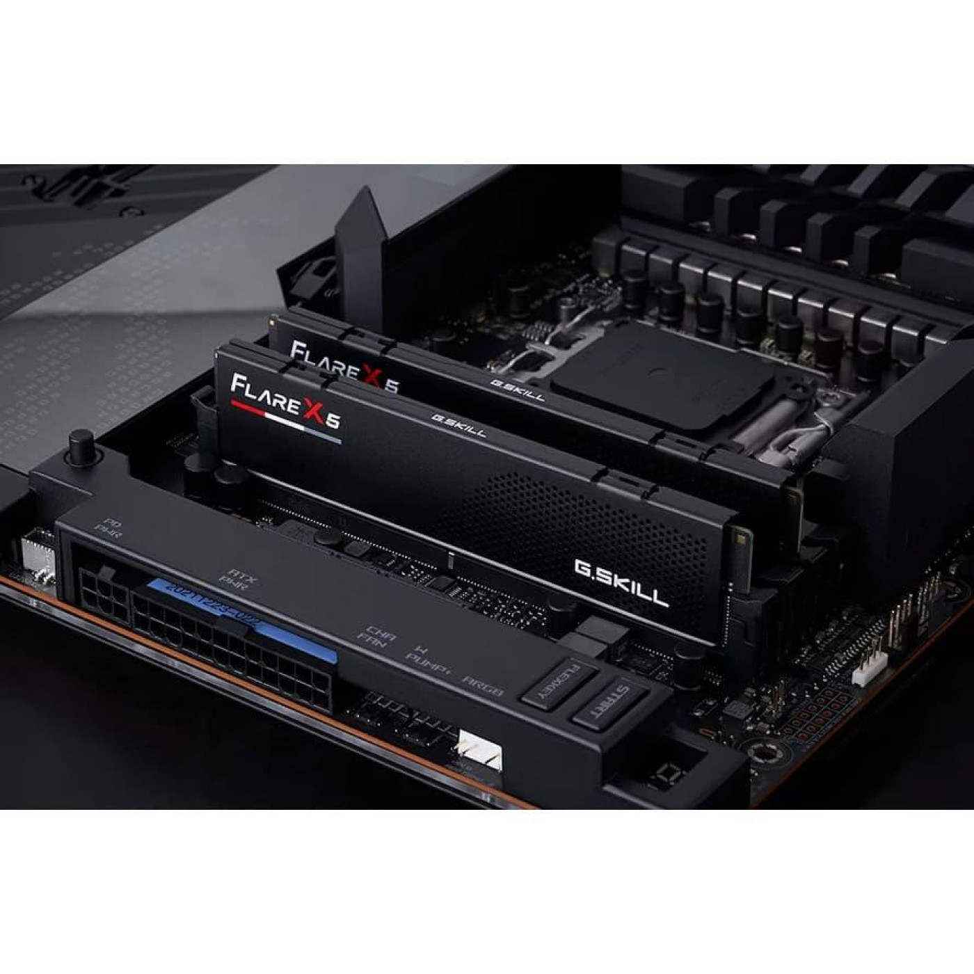 Модуль памяти G.Skill DDR5 256GB (4x64) Flare X5 6000Mhz AMD EXPO (F5-6000J3444F64GX4-FX5)