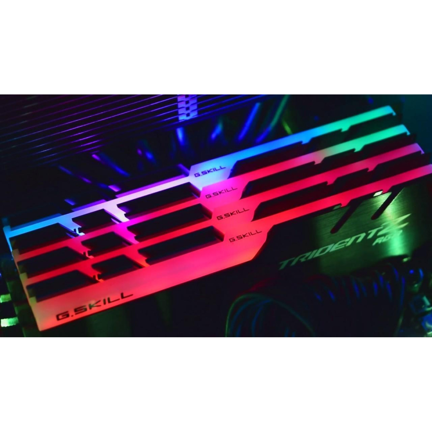 Модуль пам'яті G.Skill DDR4 32GB (2x16GB) 3200 MHz Trident Z RGB (F4-3600C16D-32GTZR) Б/в