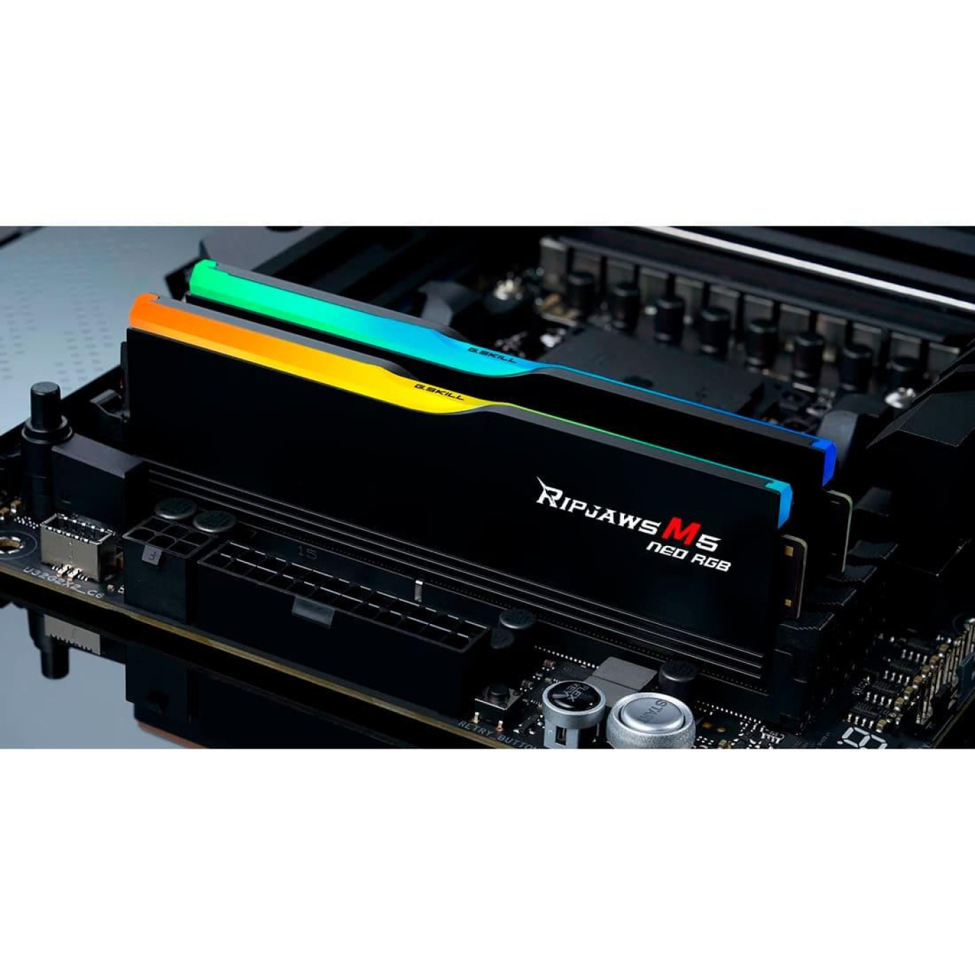 Модуль пам'яті G.Skill DDR5 96GB (2x48) Ripjaws M5 6000Mhz Neo RGB Black AMD EXPO (F5-6000J3036F48GX2-RM5NRK) Б/в