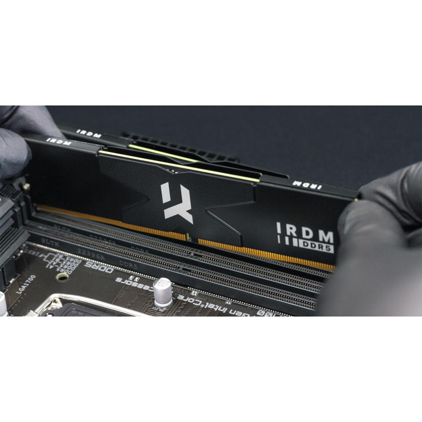 Модуль пам'яті GoodRam DDR5 8Gb IRDM 6000MHz Black (IR-6000D564L30S/8G)