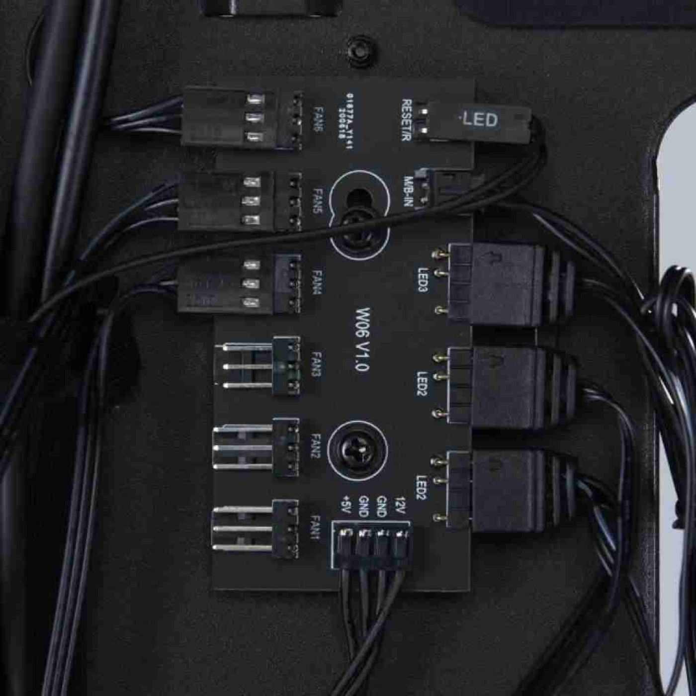 Корпус Lian Li LANCOOL 215 Black (G99.LAN215X.00) Без БП Б/у