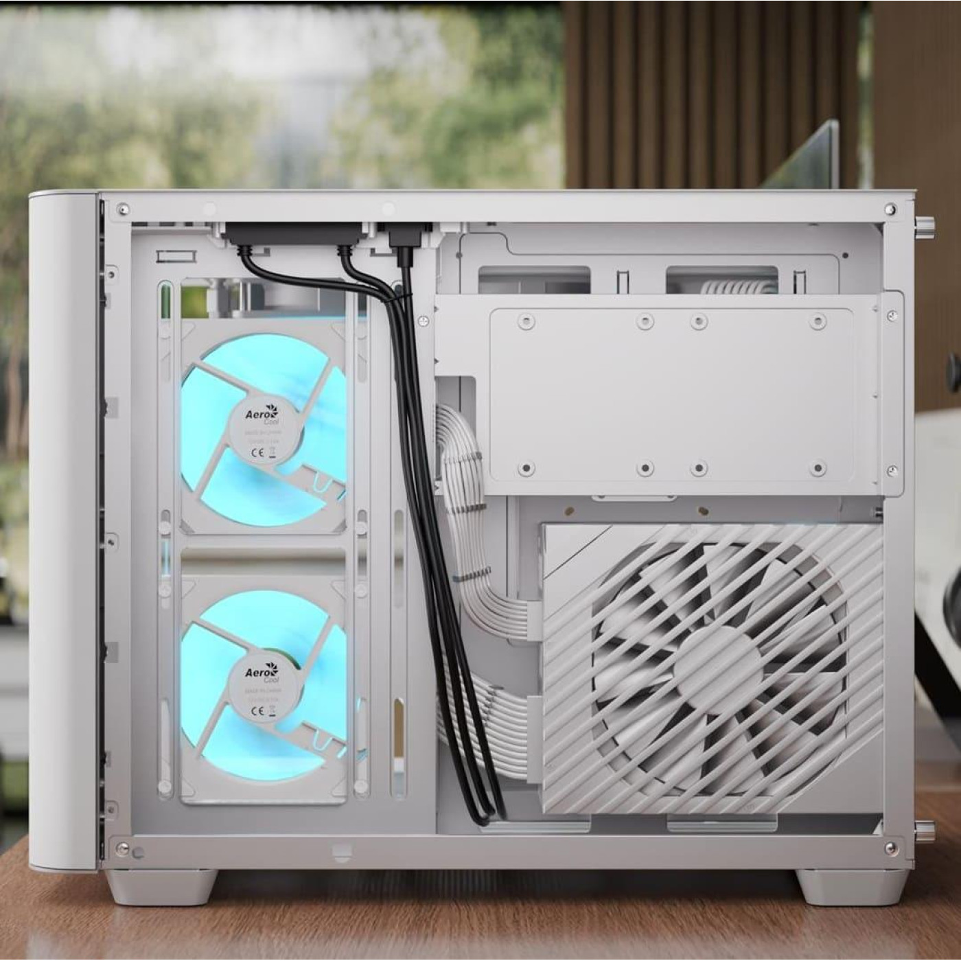 Корпус Aerocool P300C-G-WT-v1 White без БП (ACCS-PN02033.21)