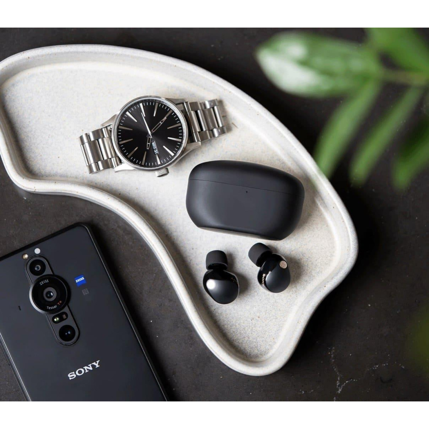 Навушники Sony TWS WF-1000XM5 BT 5.3, ANC, Hi-Res, IPX4, SBC, AAC, LDAC, LC3, Чорний (WF1000XM5B.CE7)