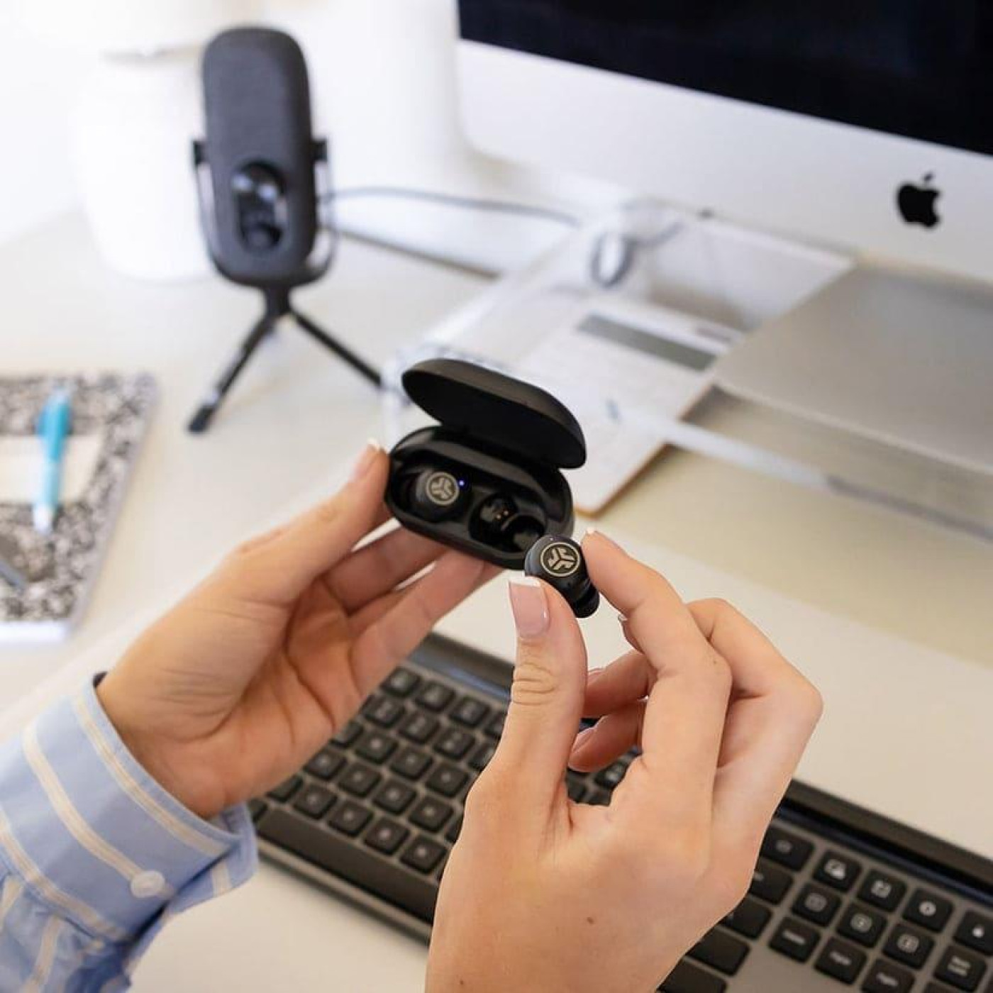 Наушники Jlab TWS JBuds Air Pro Black (IEUEBJBAIRPRORBLK82)