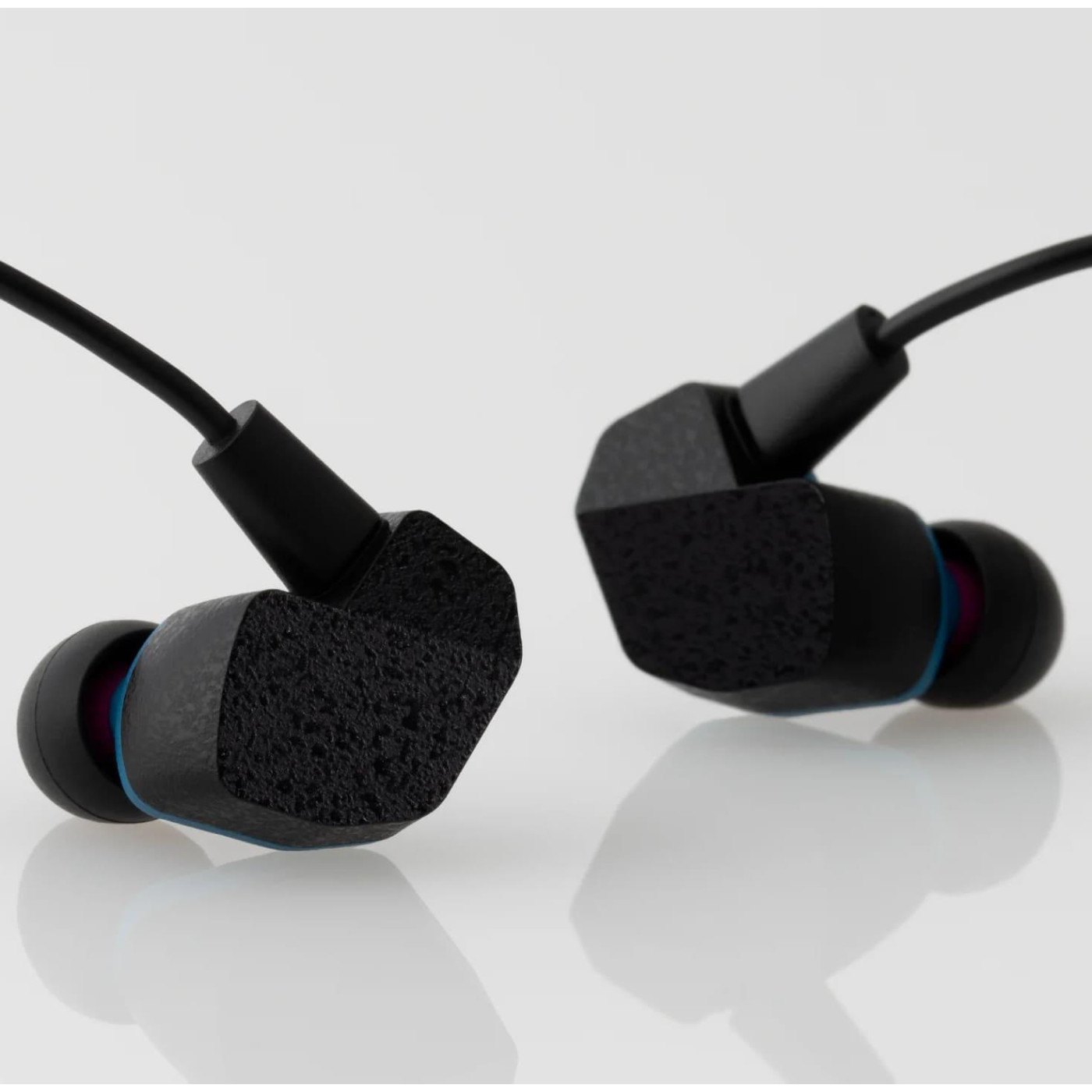 Наушники Final Audio A2000 Black Blue (FI-A2DPLD)