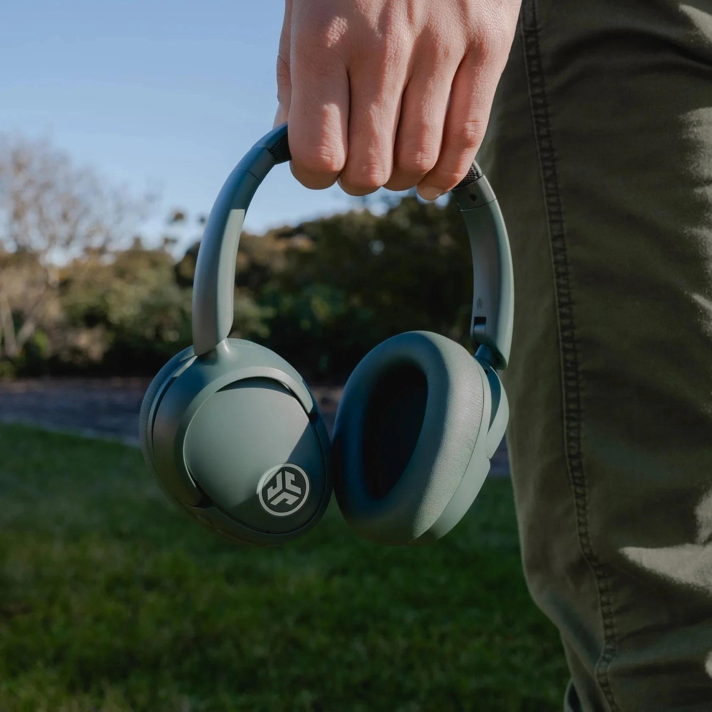 Наушники Jlab JBuds Lux Sage (IEUHBJLUXANCRSGE62)