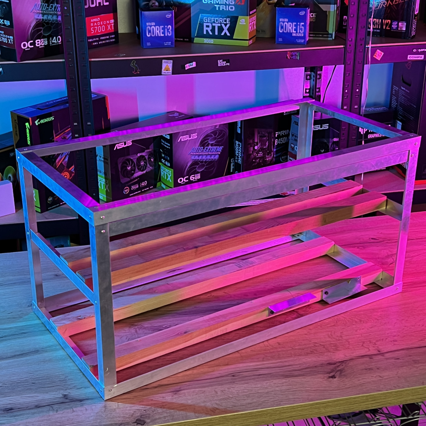 Каркас для майнинг ферм CompX 8 видеокарт (Алюминий+дерево) (C8_XW) Б/у