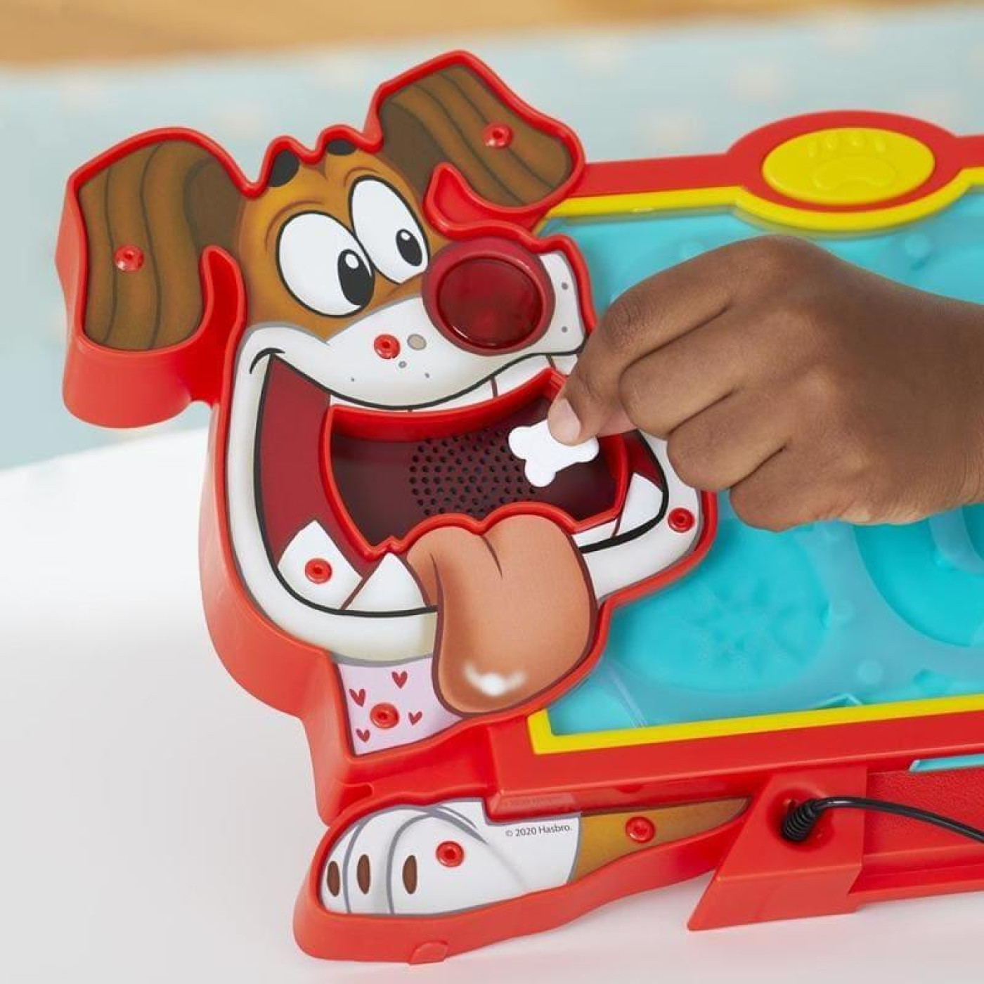 Настольная игра Настильна гра Hasbro Операция Ликуемо собачку з ефектами (E9694)