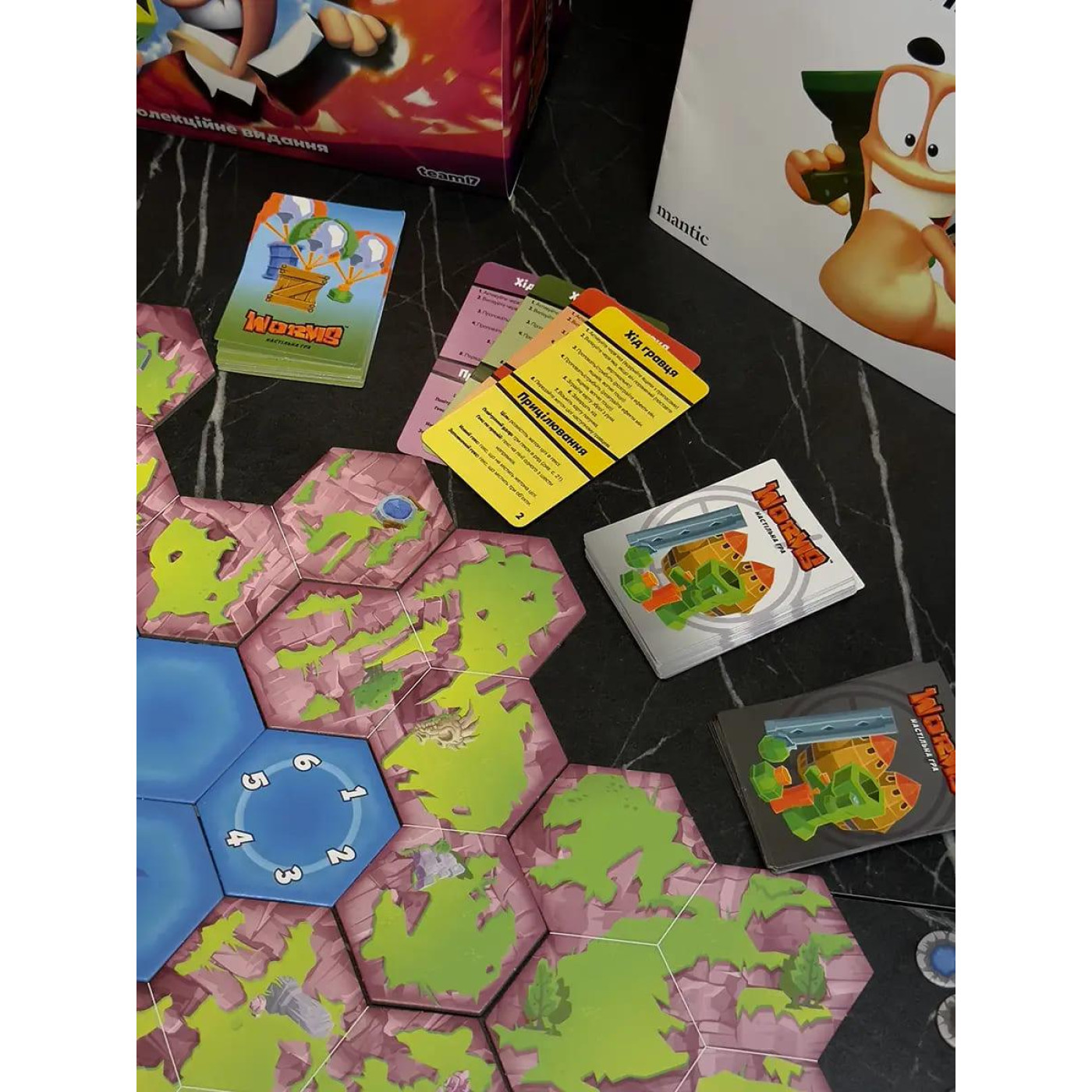 Настольная игра Worms (Червъячки) (UA) (FGKS008)