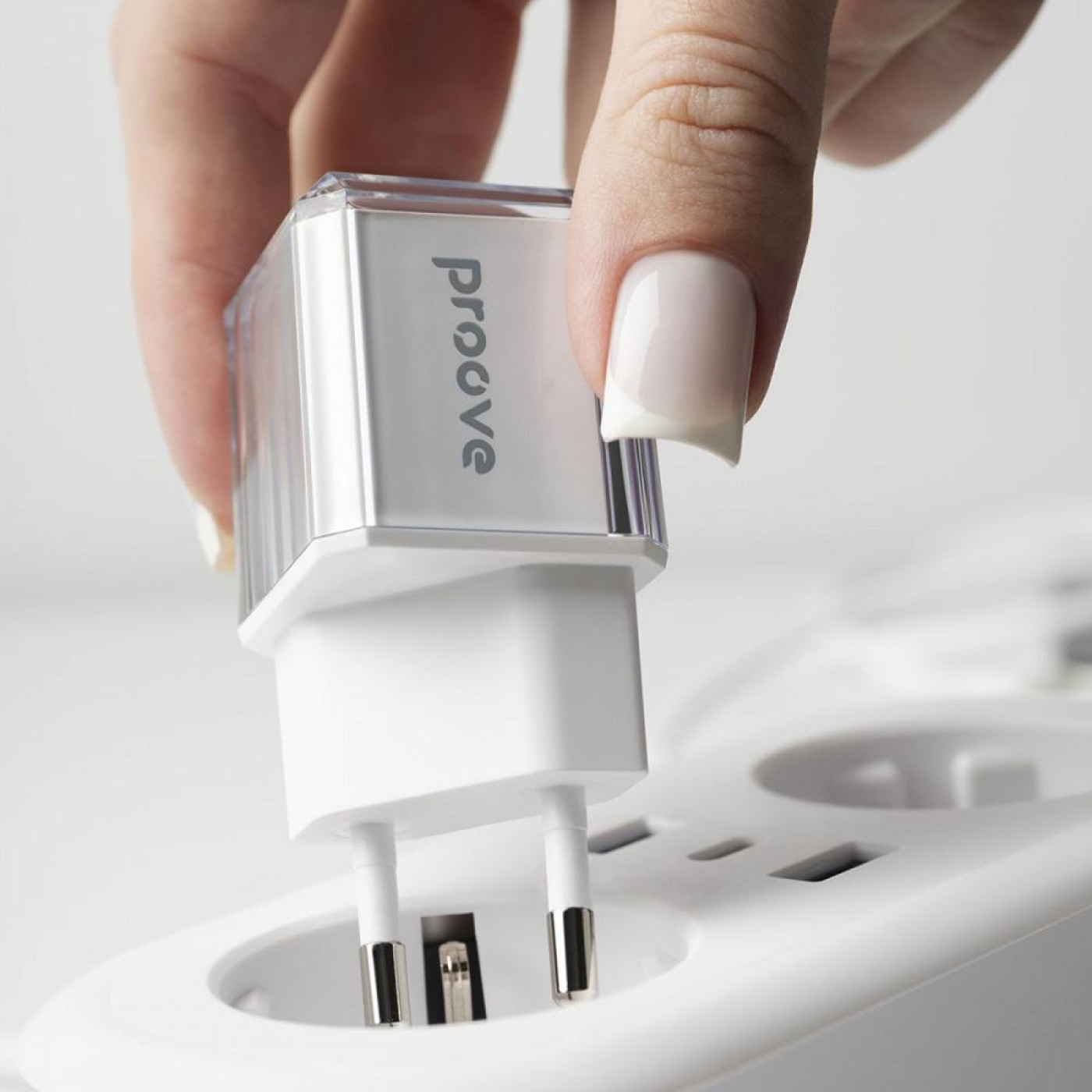 Зарядное устройство Proove Pure GaN 30W (Type-C) white (WCPU30012202)