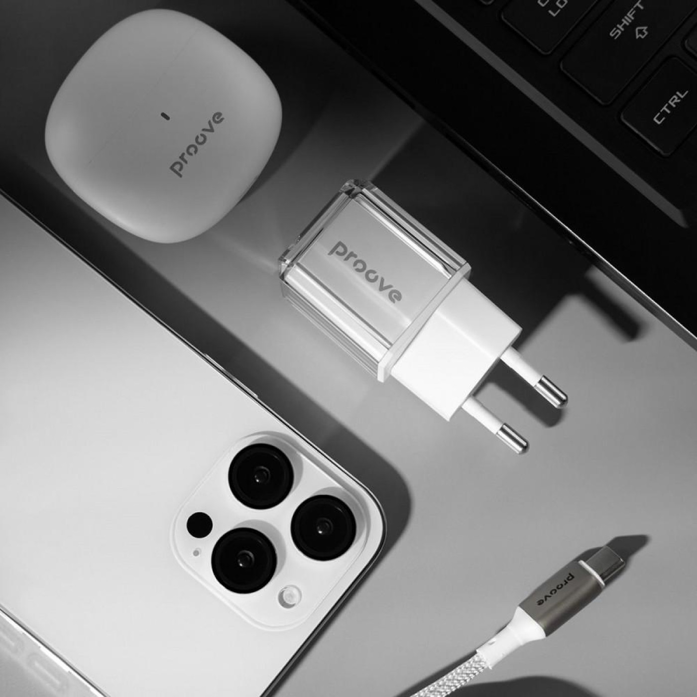 Зарядное устройство Proove Pure GaN 30W (Type-C) white (WCPU30012202)