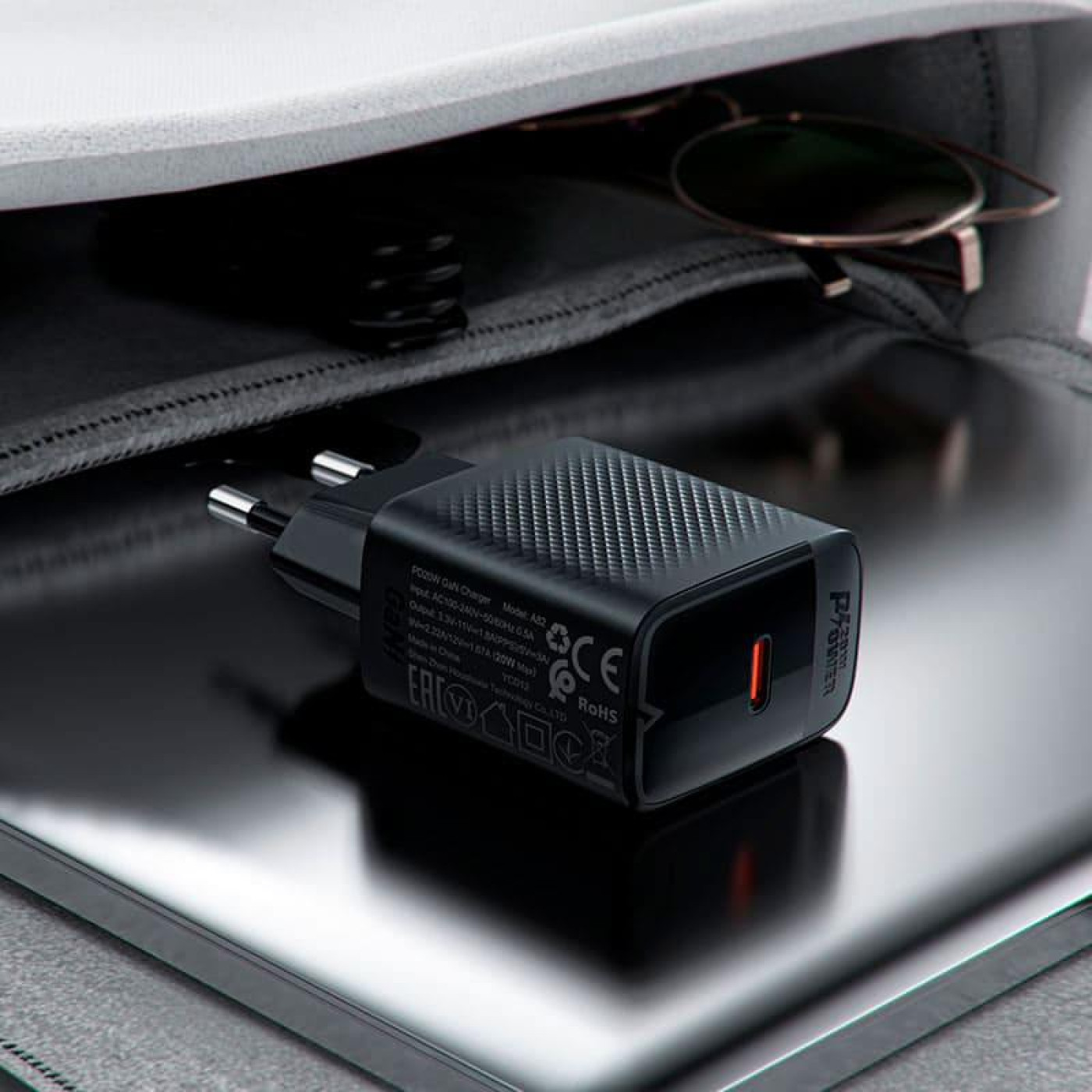 Зарядное устройство Acefast A82 PD20W GaN single USB-C charger set (P5) (EU) Black (6974316280057)