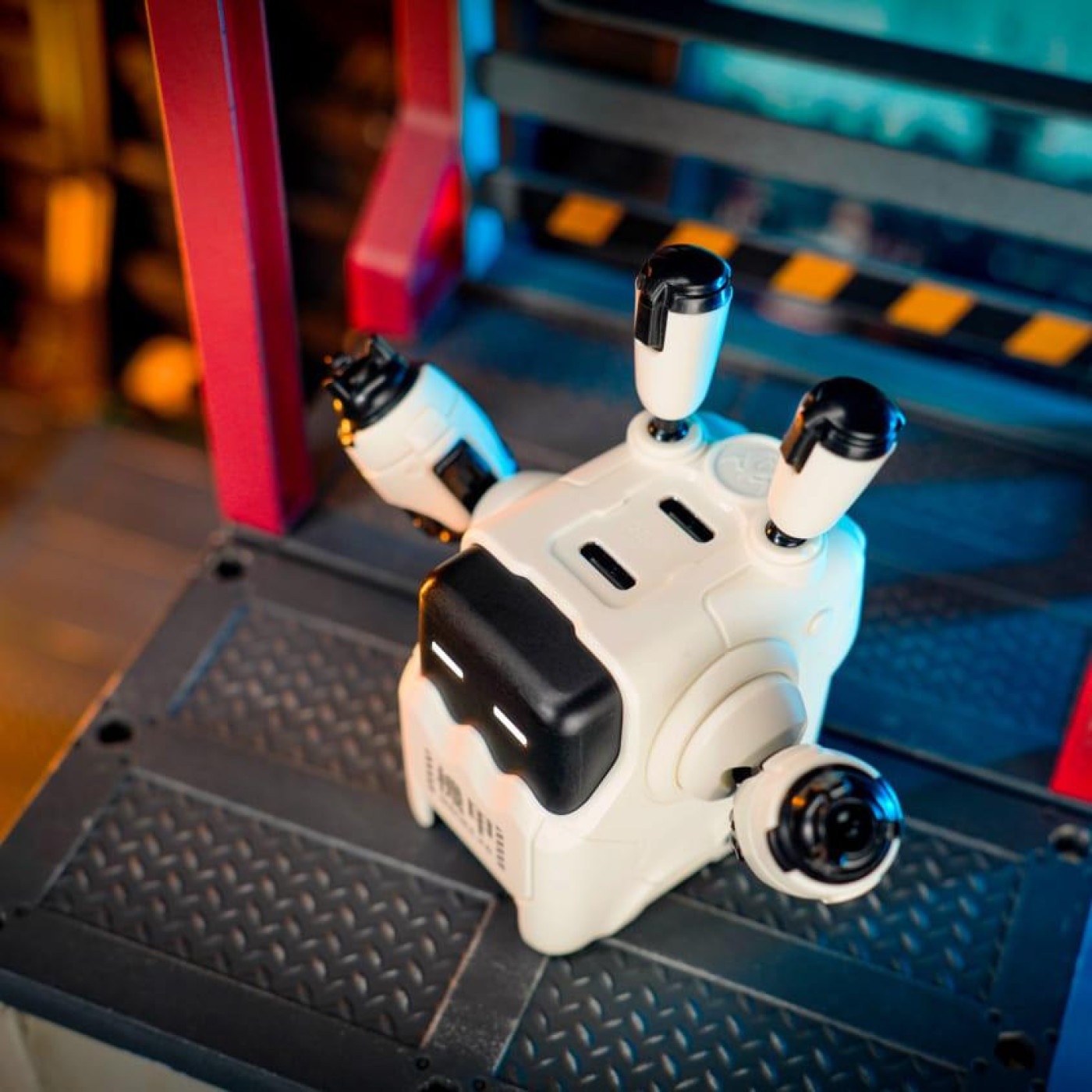 Зарядное устройство GravaStar Delta35 35Вт 2XUSB-C, билий (GRAVASTARA35_WHT_EUK)