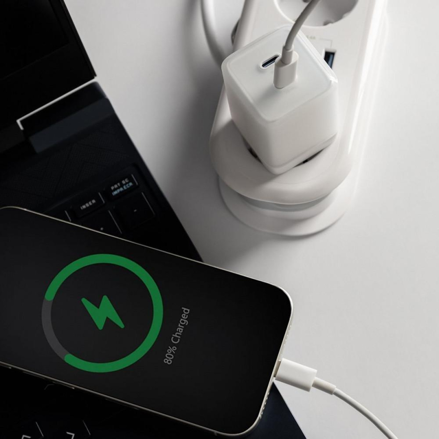 Зарядное устройство Proove Pure GaN Max 67W (Type-C + Type-C) white (WCPU67022202)