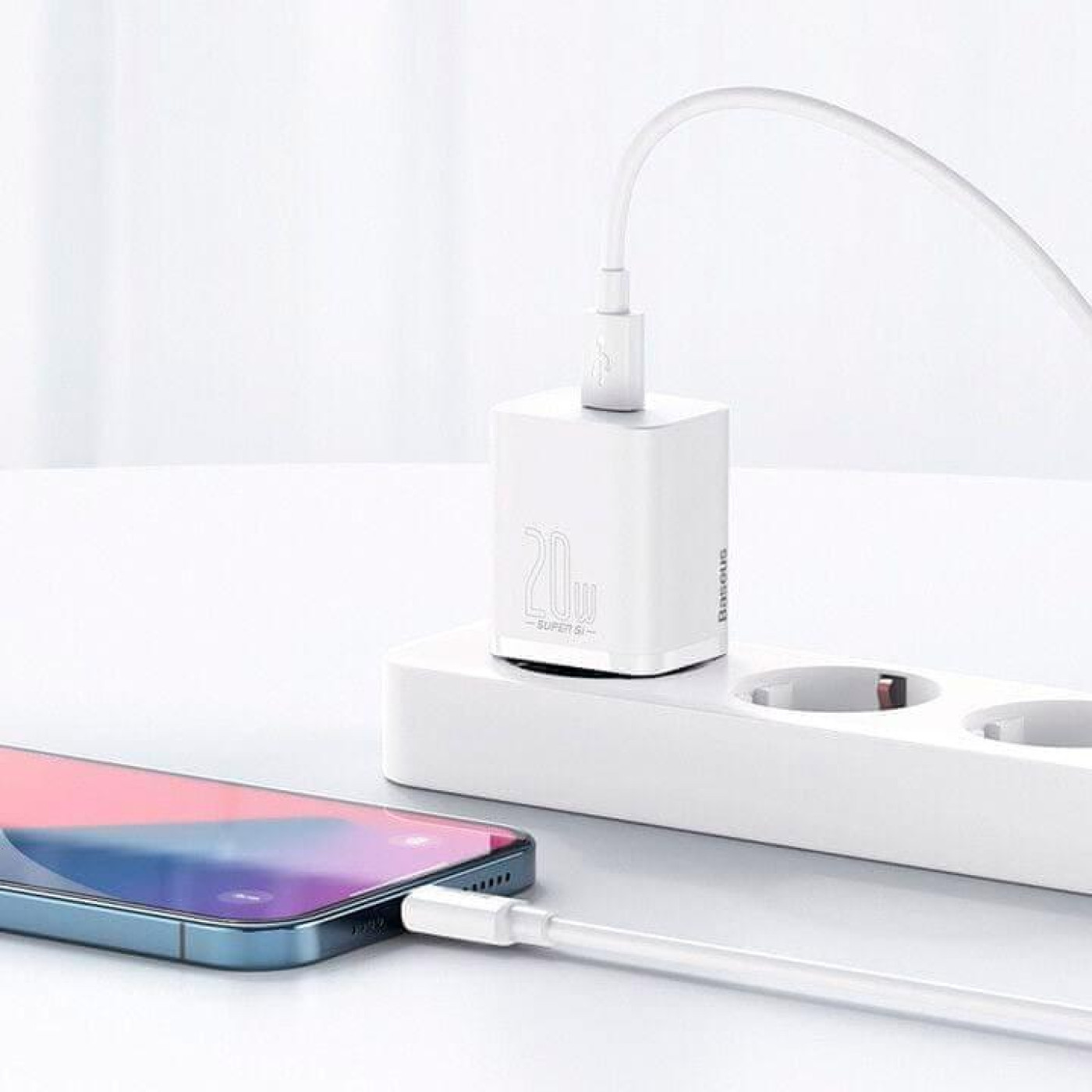 Зарядний пристрій Baseus Super Silicone PD Charger 20W (1Type-C) + With Cable Type-C to Lightning white (TZCCSUP-B02)