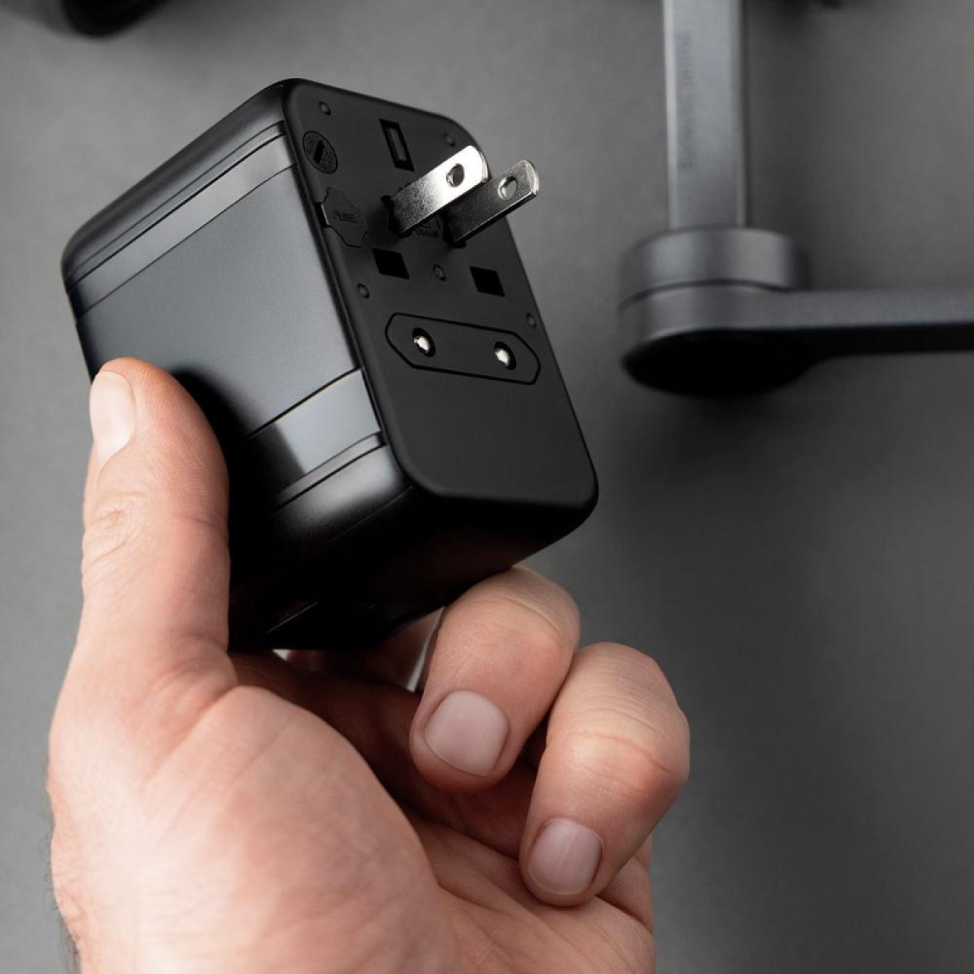 Зарядное устройство Proove Trip 20W black (TATL20310001)