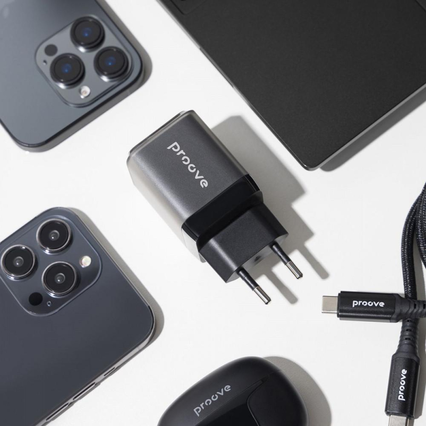 Зарядное устройство Proove Pure GaN Plus 30W (Type-C + USB) black (WCPU30111201)