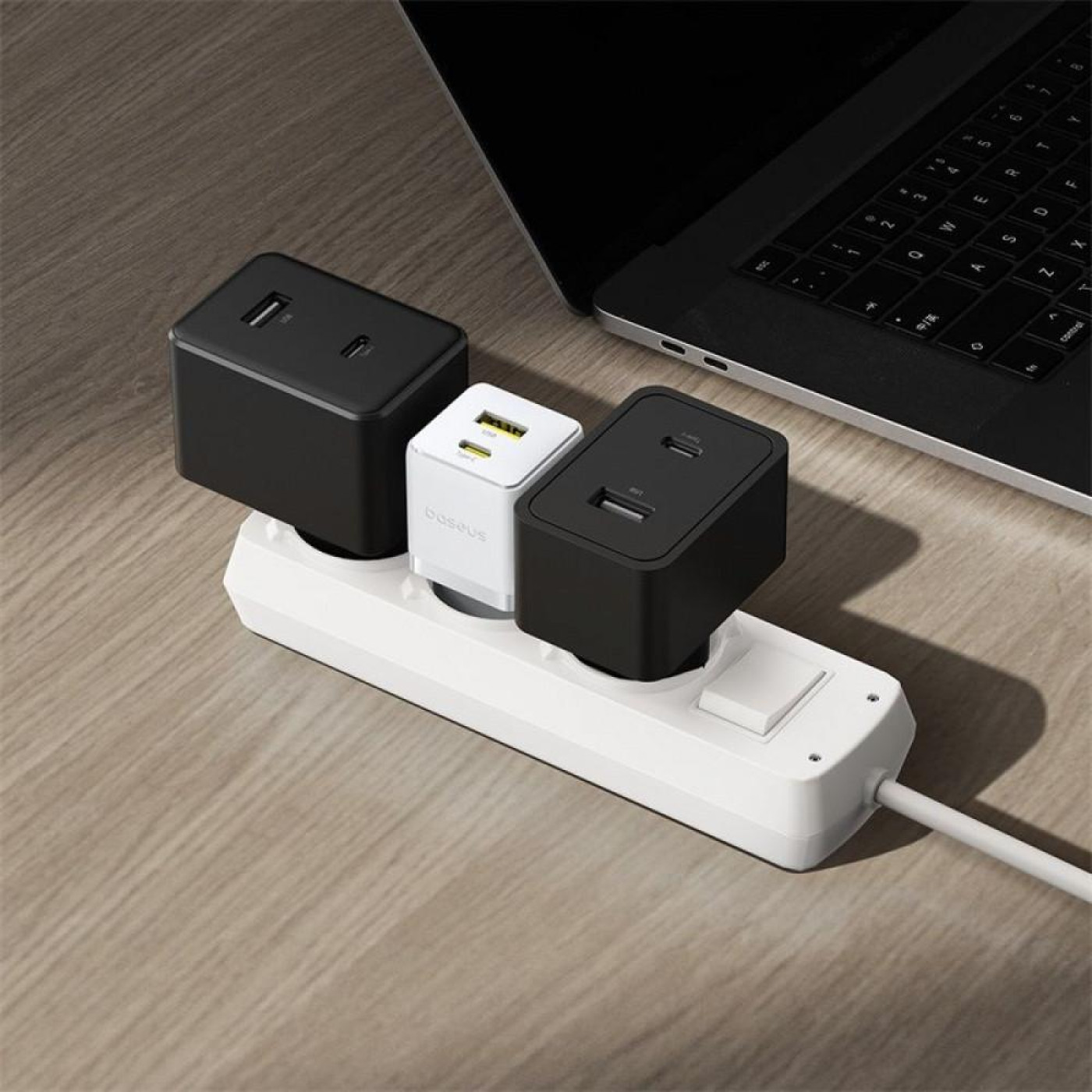 Зарядное устройство Baseus Palm Fast Charger 20W (Type-C + USB) 20W + Кабель Type-C to Type-C 60W (1m) white (P10111608213-01)