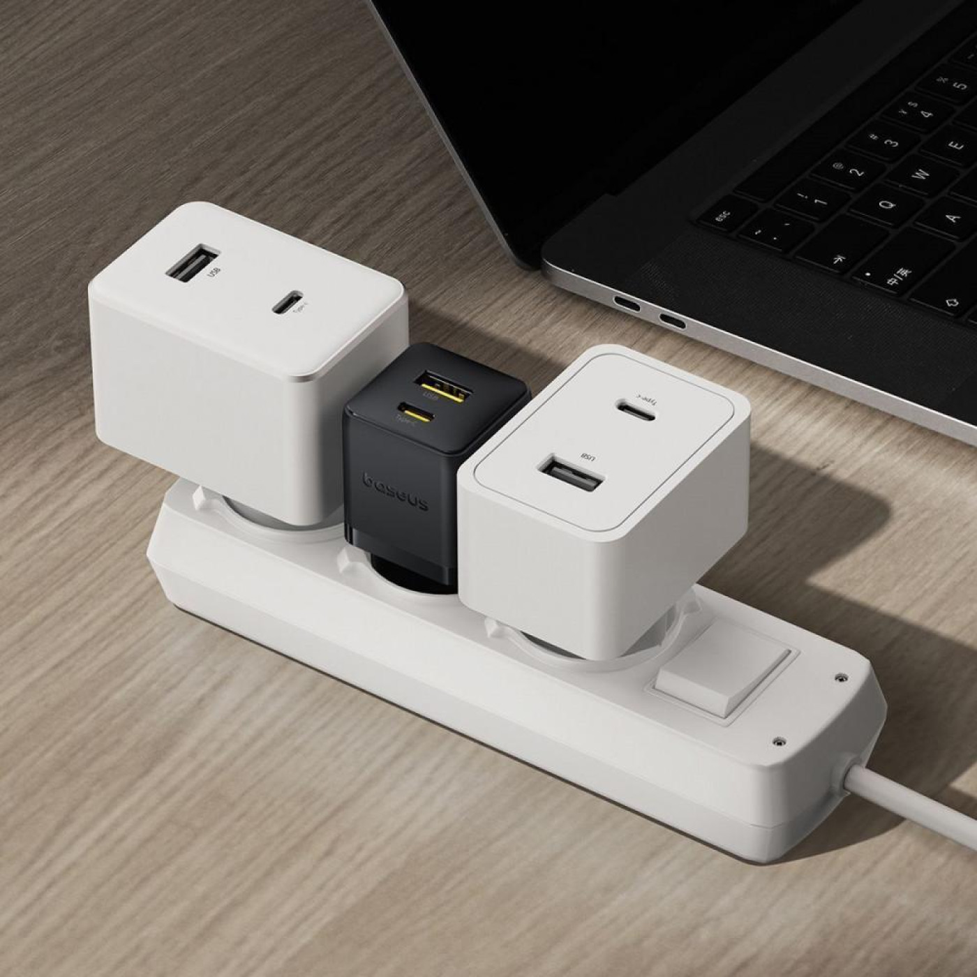 Зарядное устройство Baseus Palm Fast Charger 20W (Type-C + USB) black (P10111608113-00)
