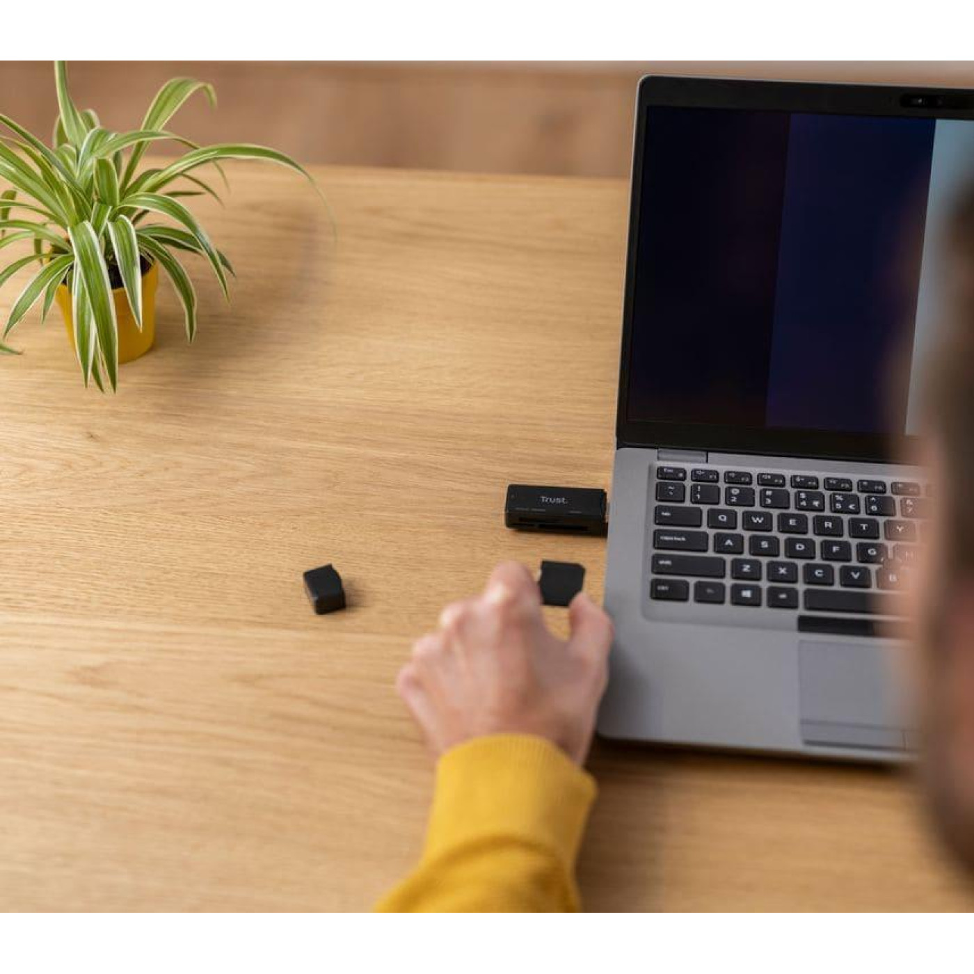 Кардрiдер Trust Nanga USB 3.1 (21935)