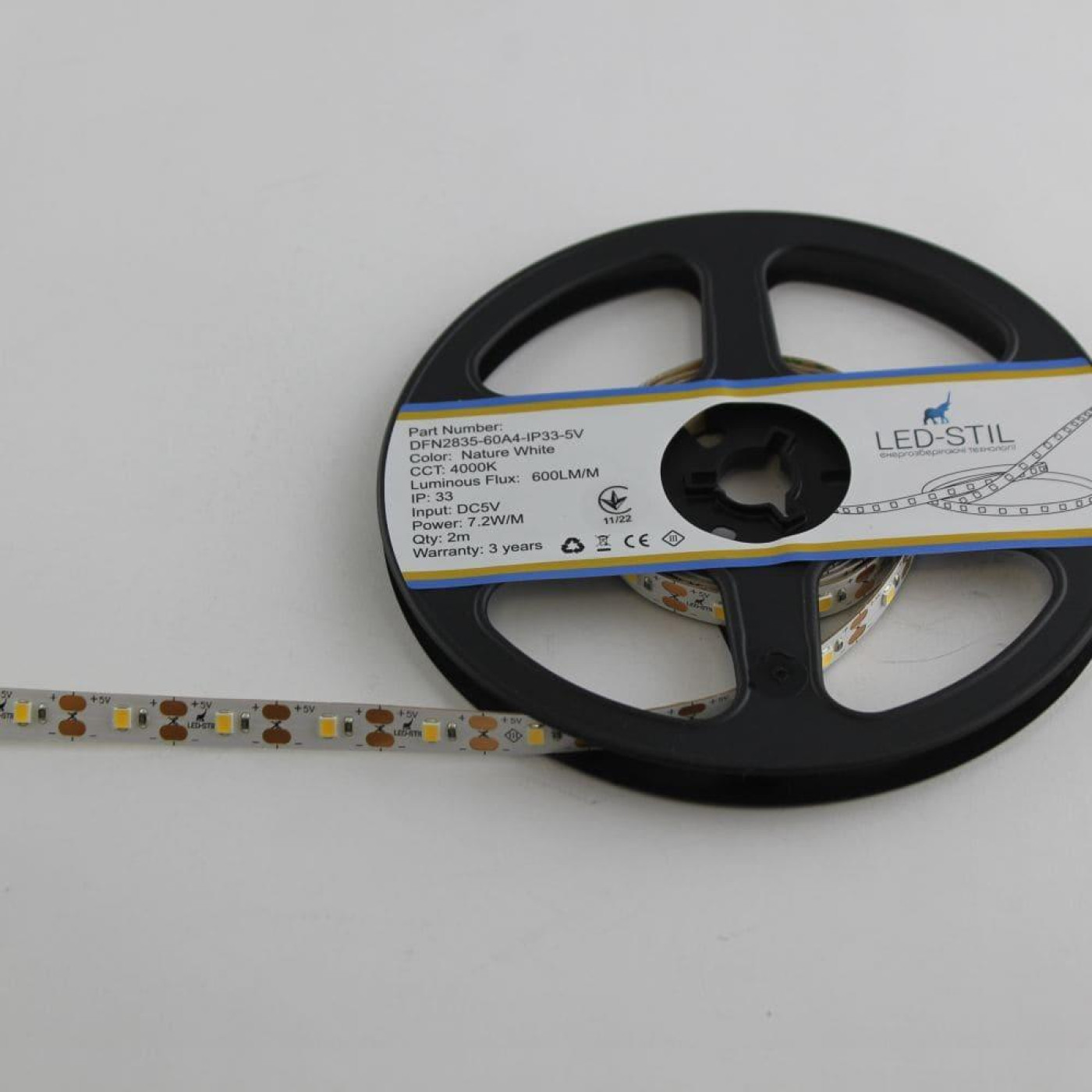 Свитлодиодна стричка LED-STIL 4000K 7,2 Вт/м 2835 60 диодив IP33 5 Вольт 700 lm нейтральне свитло (DFN2835-60A4-IP33-5V)