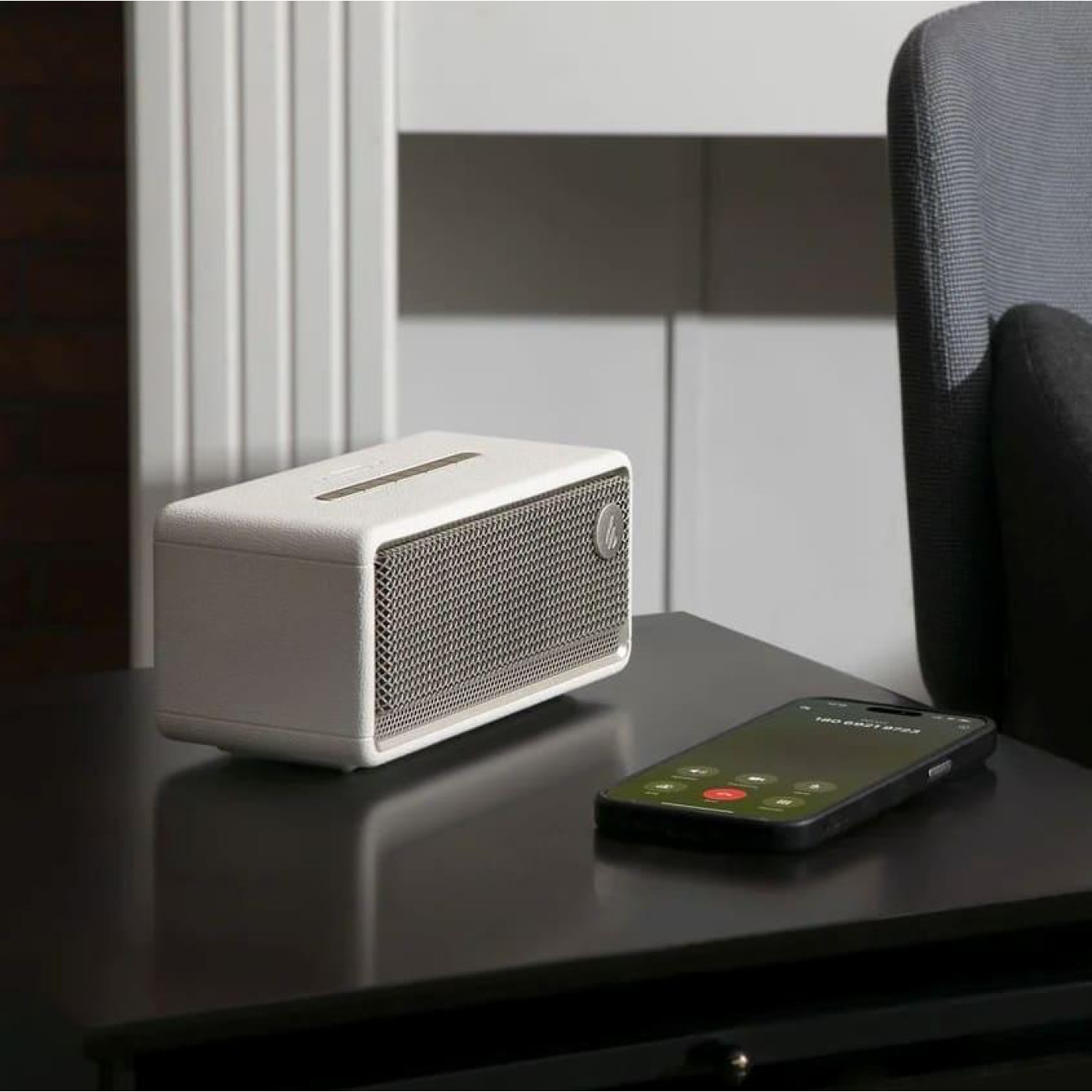 Портативна акустика Edifier ES60 Ivory (ES60Ivory)