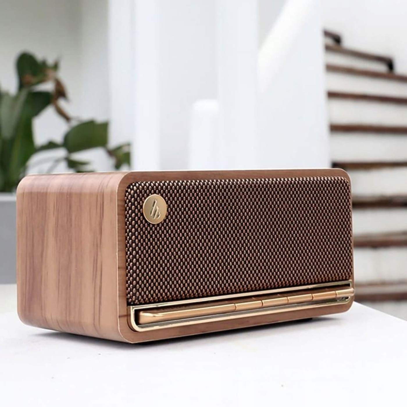 Портативная акустика Edifier MP230 Brown (MP230brown)