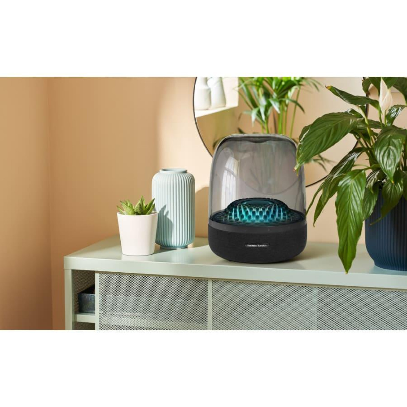 Портативная акустика HARMAN KARDON Harman-Kardon Aura Studio 4 Black (HKAURAS4BLKEP)