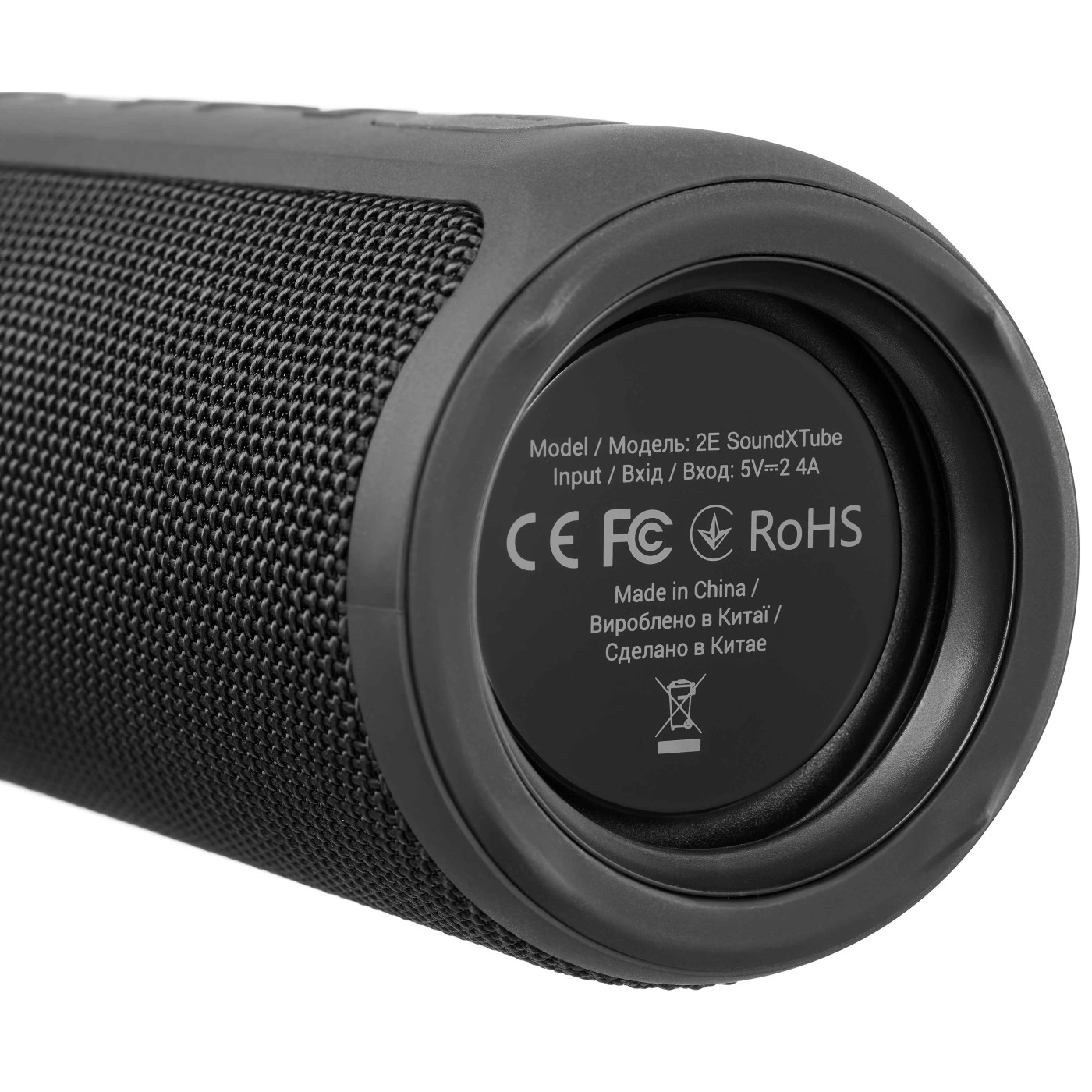 Портативная акустика 2E SoundXTube Black (2E-BSSXTWBK)