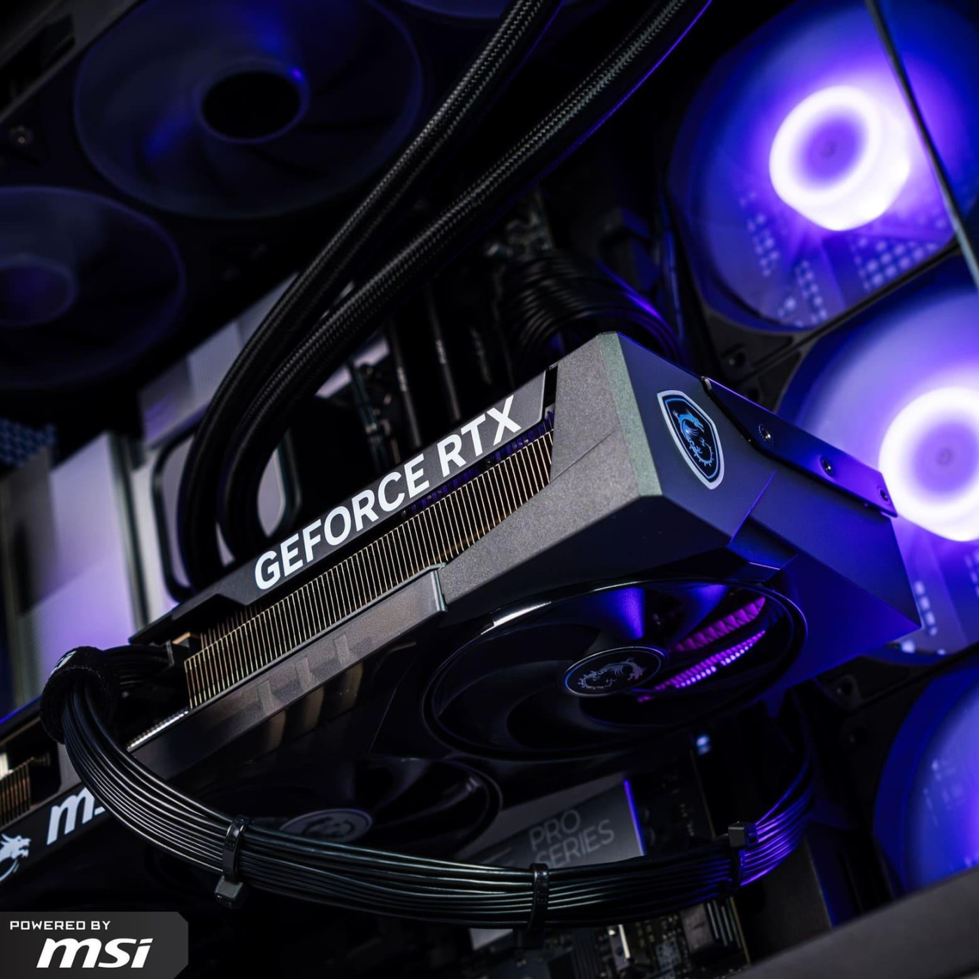 Комп'ютер Powered by MSI BF6_947 (RTX 5070 Ti, Ryzen 7 7800X3D, 32 Гб, SSD 1 ТБ)