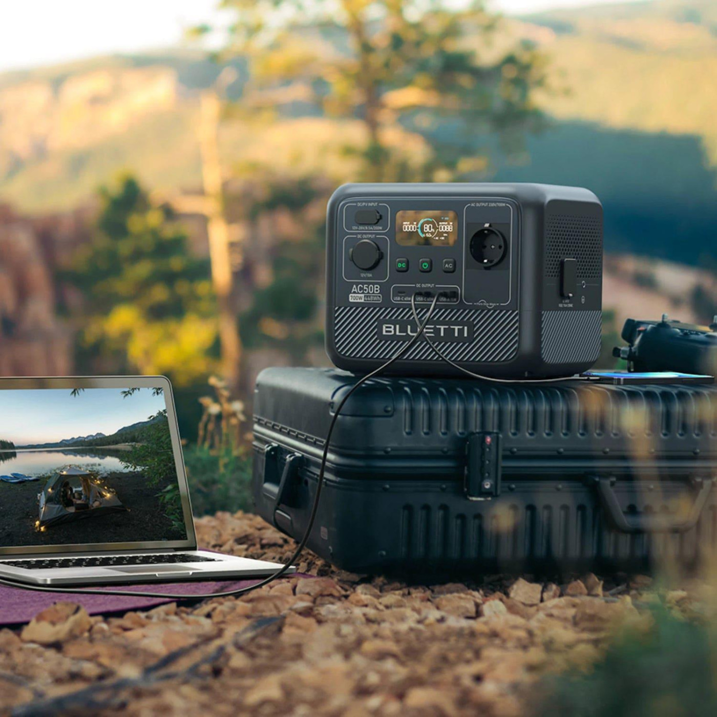 Зарядная станция BLUETTI AC50B / 700 Вт / 448 Вт/ч / LiFePO4 (AC50B)