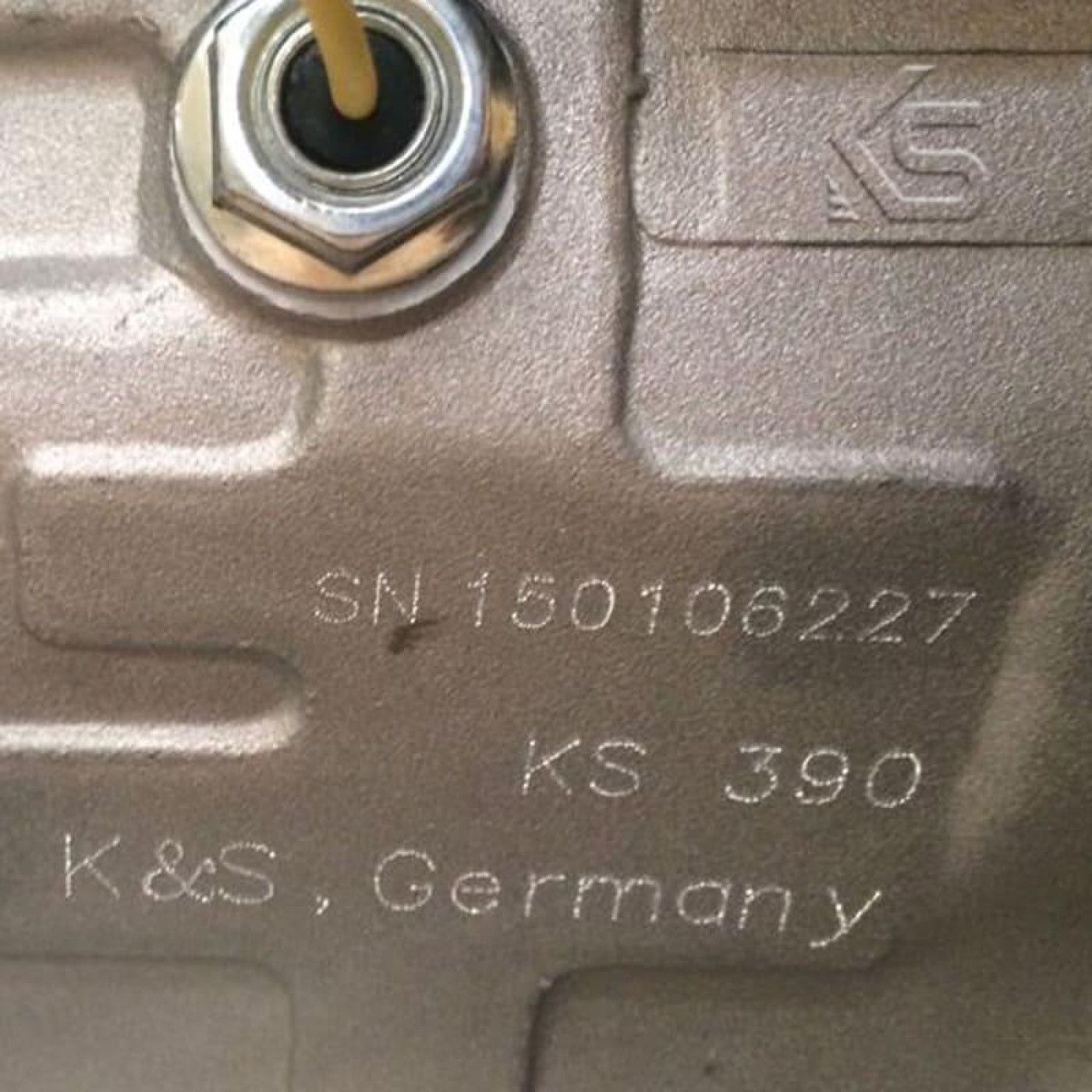 Генератор Синхронный Konner&Sohnen KS 3000G 45.4кг / 2600 Вт / Газ + бензин (KS3000G)