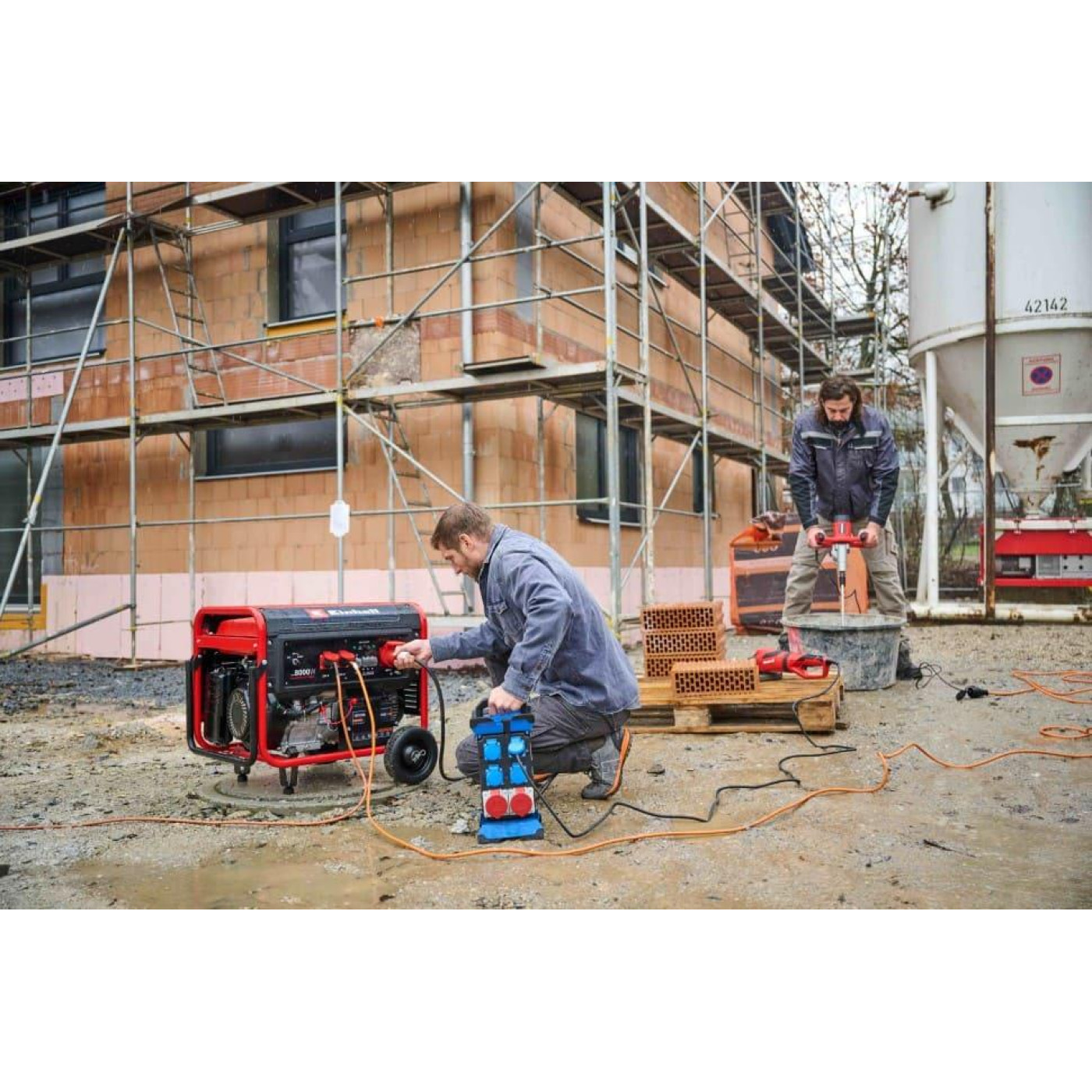 Генератор Синхронный Einhell TC-PG 8000 230В/400В, 3.3/8.0кВт, електростартер, AVR 25л, 96.74кг / 7500 Вт / Бензин (4152640)