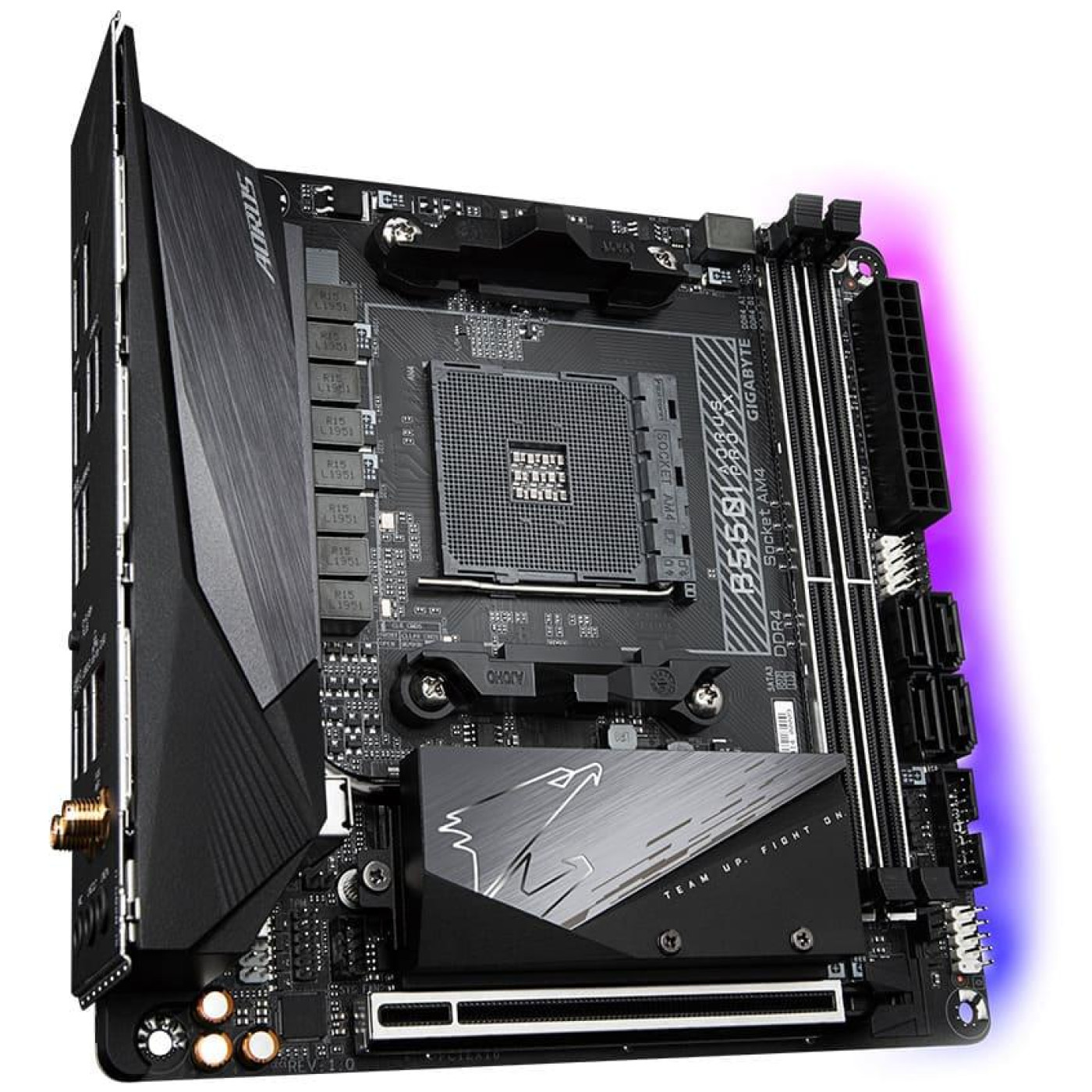 Материнська плата Gigabyte B550I Aorus Pro AX (B550I AORUS PRO AX) (Socket AM4, AMD B550, Mini-ITX)