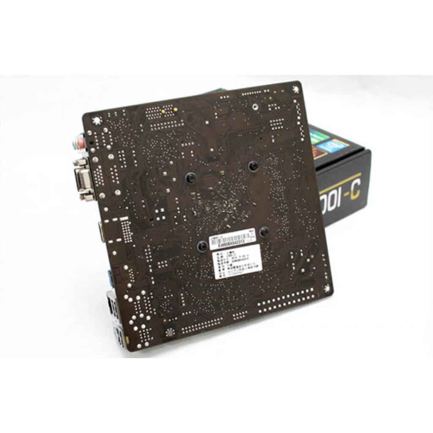 Материнская плата ASUS J1900I-C (J1900I-C) (Integrated CPU, SoC, Mini-ITX)