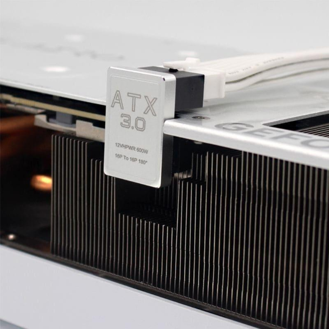 Перехідник живлення Phobya 12VHPWR Adapter 180 Grad 16Pin to 16Pin - White Right