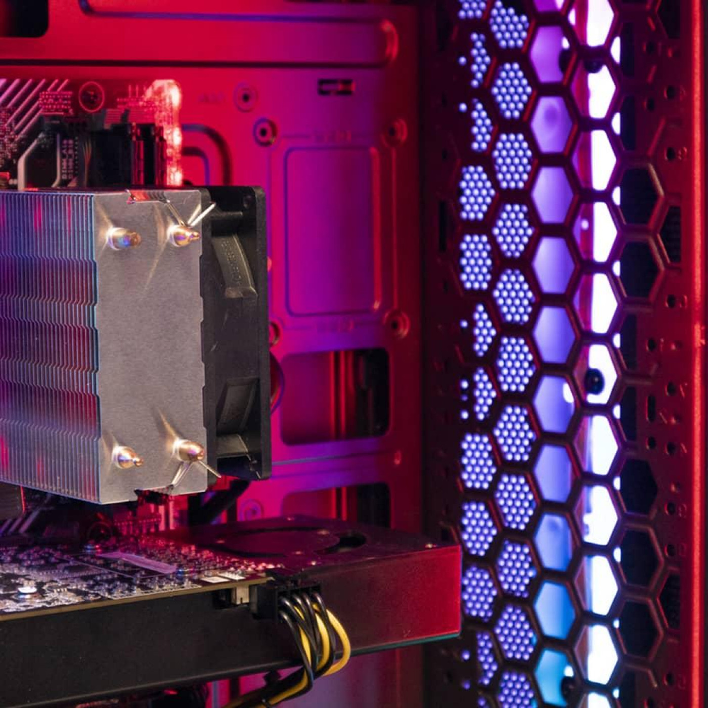 Моддинг FinalCool Светодиодная лента MOLEX RGB 2м (Пульт+Контроллер) (Fc_mlx_RGB_200_hub)