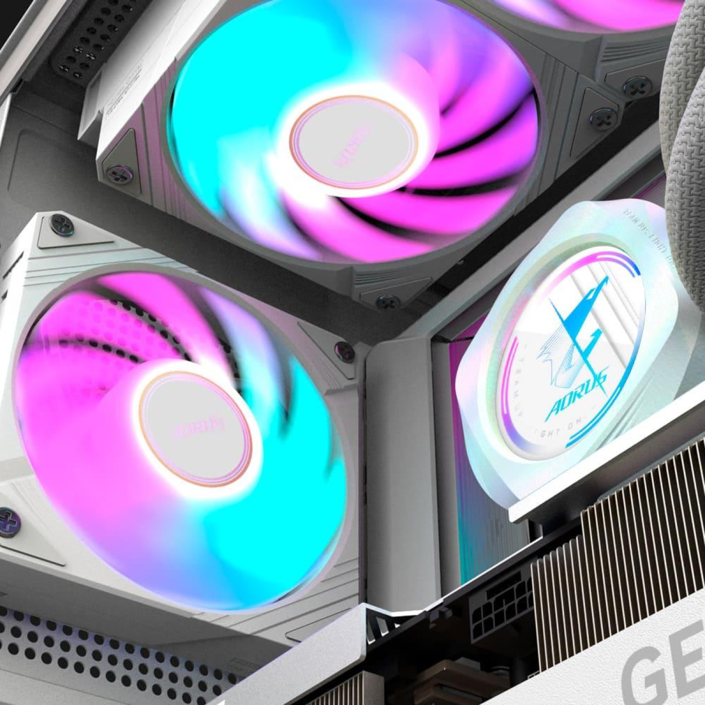 Вентилятор GIGABYTE AORUS EZ CHAIN FAN 120 White (GP-ECFAN1201 ICE)