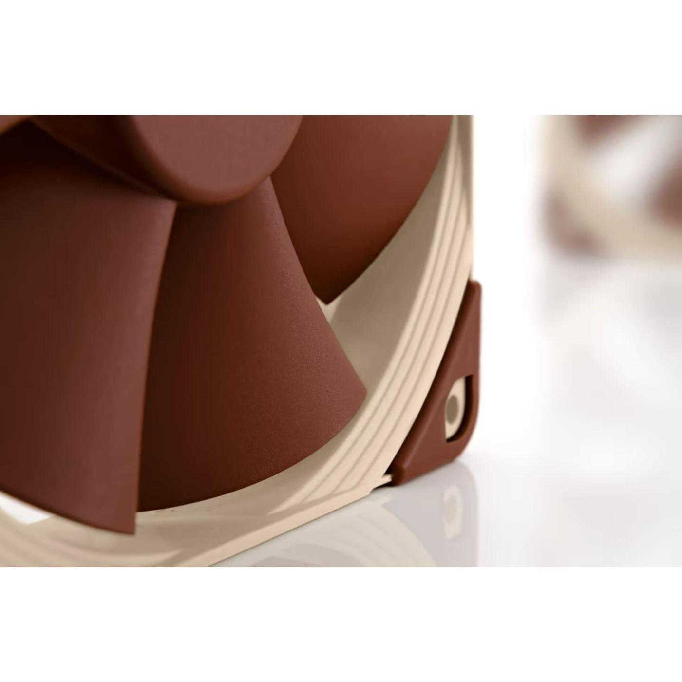 Вентилятор Noctua NF-F12 5V PWM