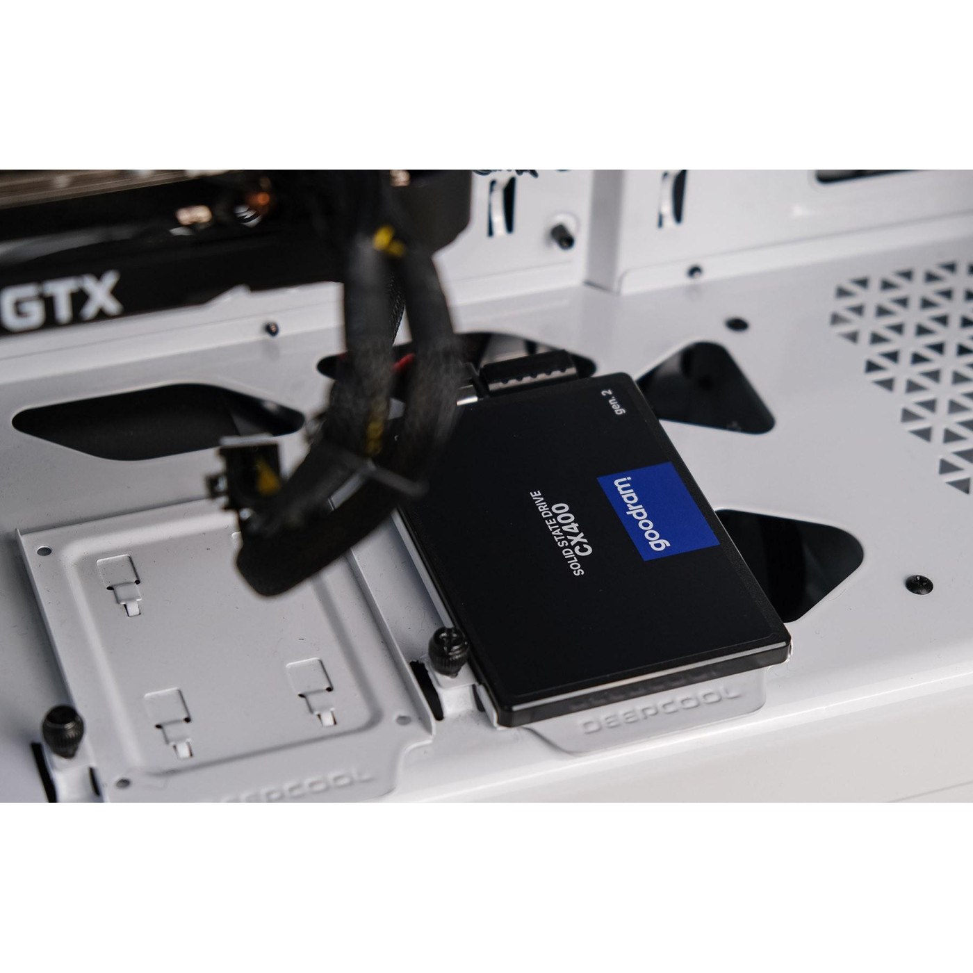 Накопитель SSD GoodRam SSD 2,5 128GB CX400 (SSDPR-CX400-128) Б/у