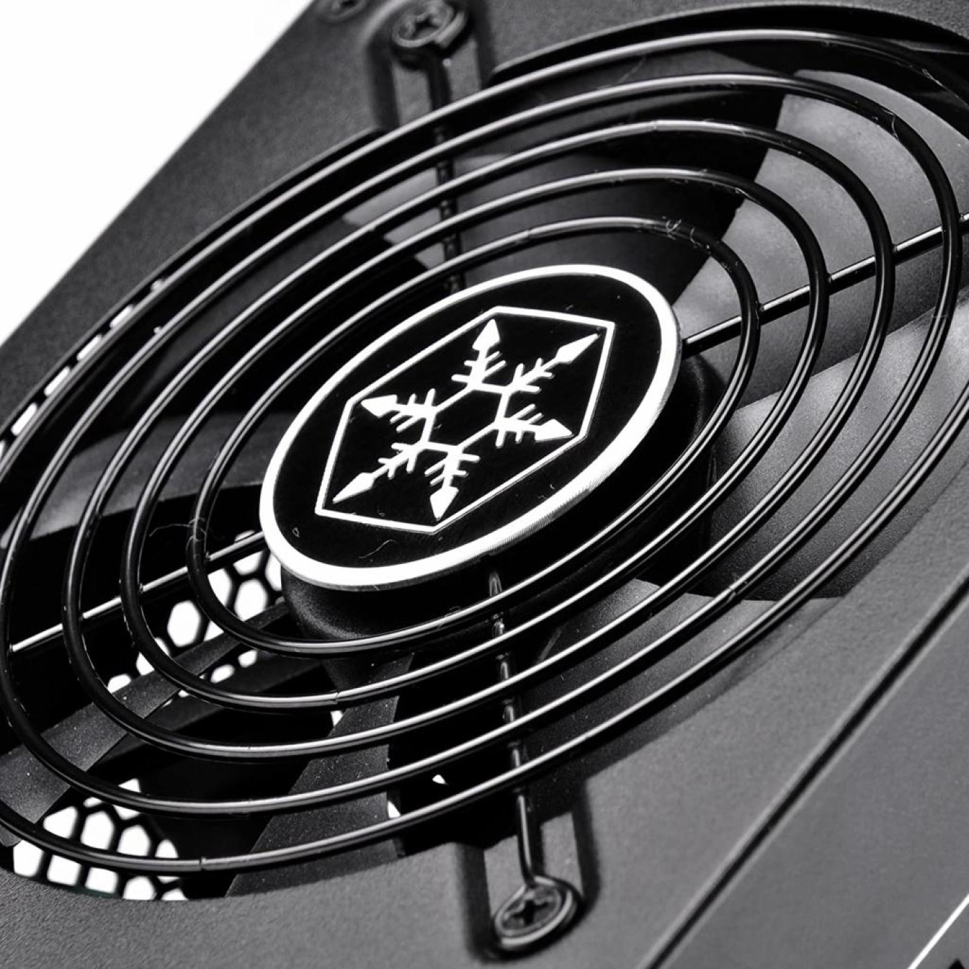 Блок питания SilverStone ST85F-PT 80+ Platinum (SST-ST85F-PT) Black
