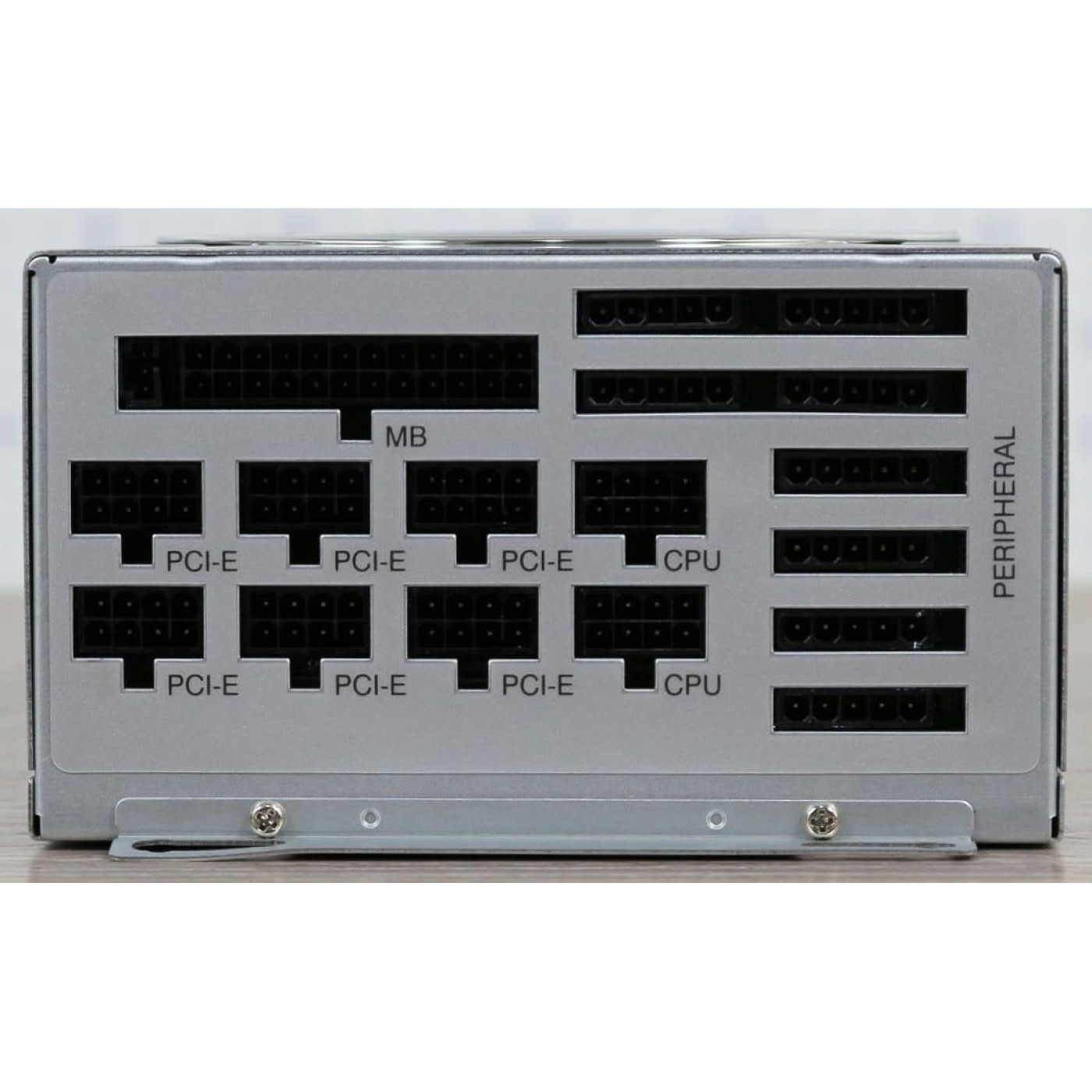 Блок живлення FSP 1200W 80+ GOLD (FSP1200-50AAG)