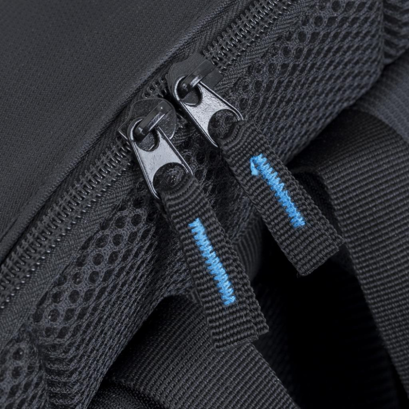 Рюкзак для ноутбука Rivacase 15.6