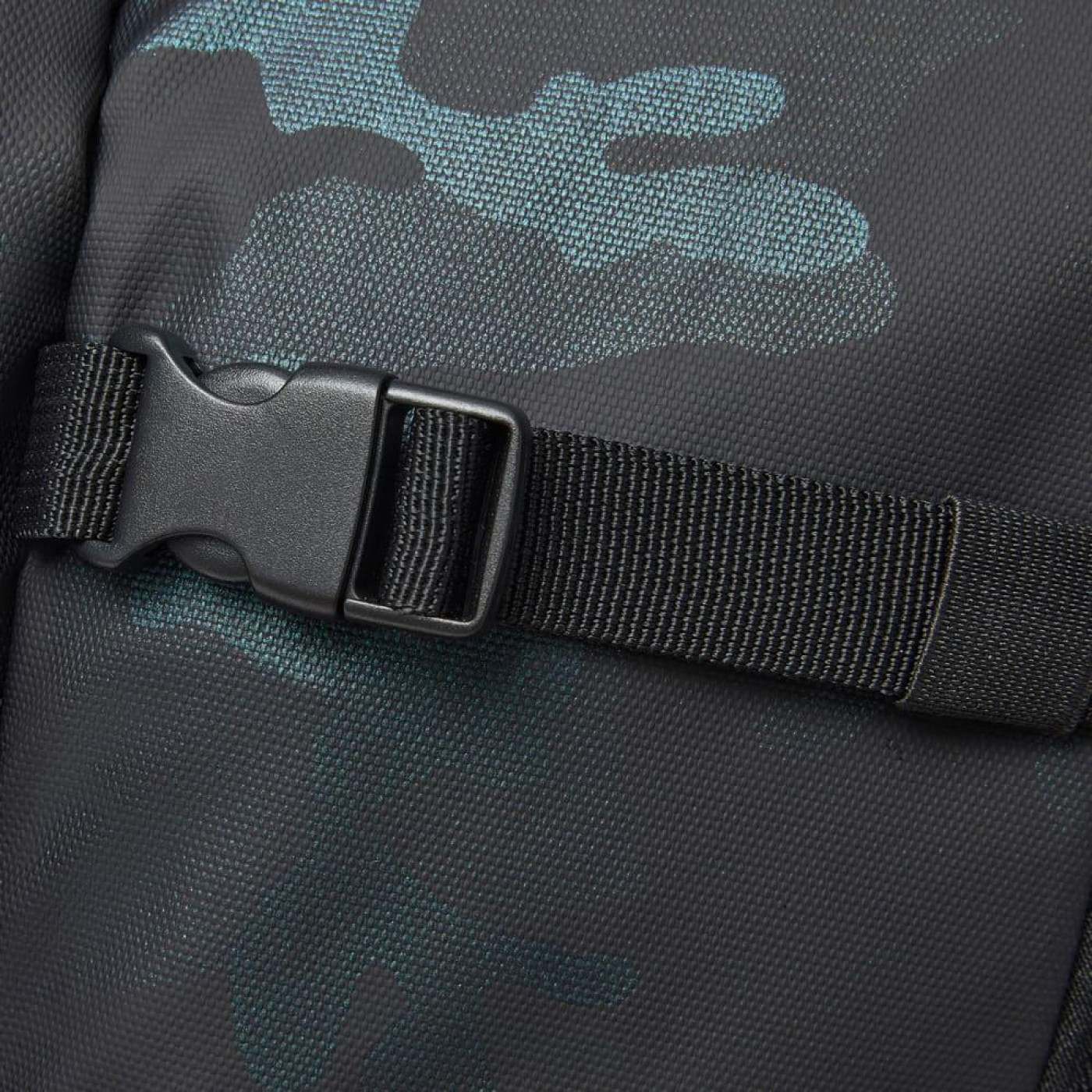 Рюкзак для ноутбука Rivacase 7663 (Navy Camo) рюкзак для ноутбука 32 л. (7663 (Navy camo))