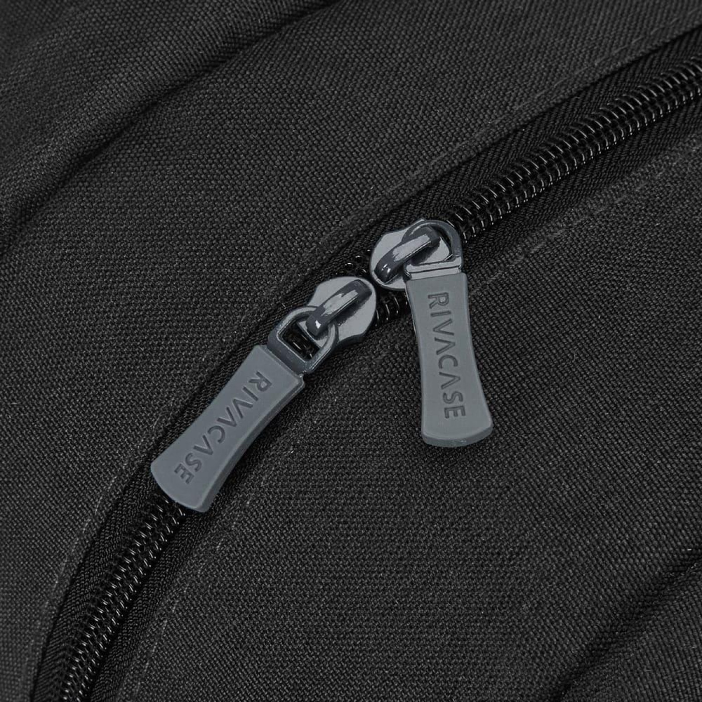 Рюкзак для ноутбука Rivacase рюкзак для ноутбука 17.3 дюймів 7567 (Black) (7567 (Black))
