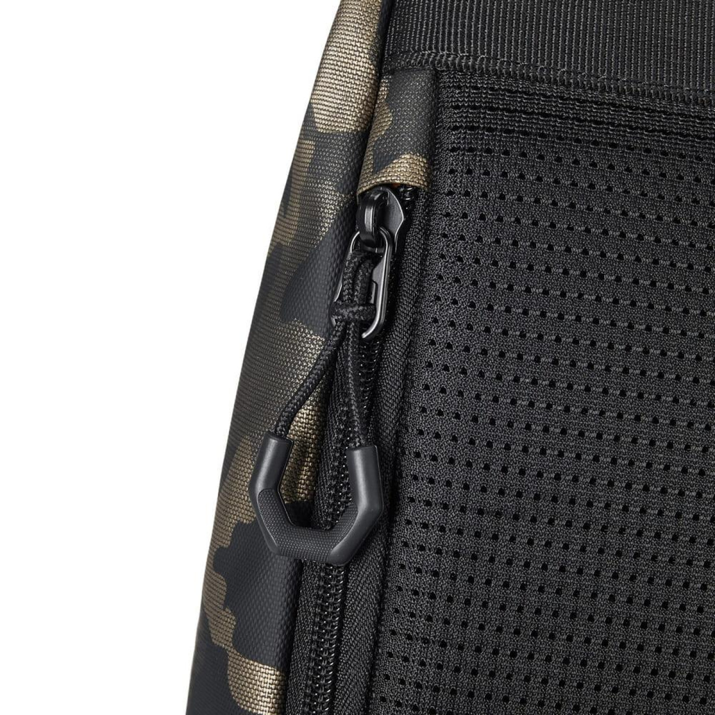 Рюкзак для ноутбука 15,6 Rivacase 7621 (Brown camo)