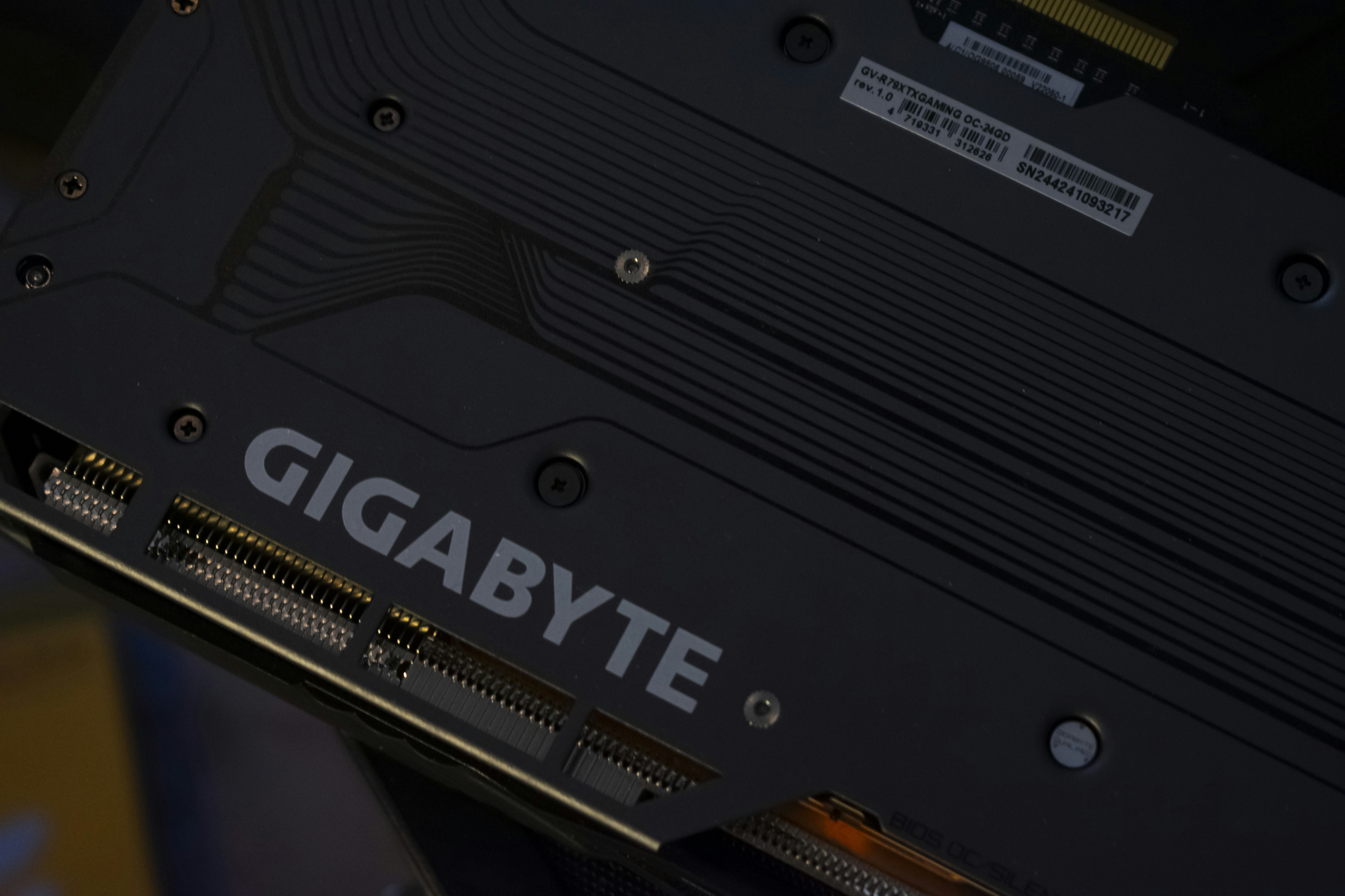 Блок питания Gigabyte P750GM 750W 80 Plus Gold (GP-P750GM) U1